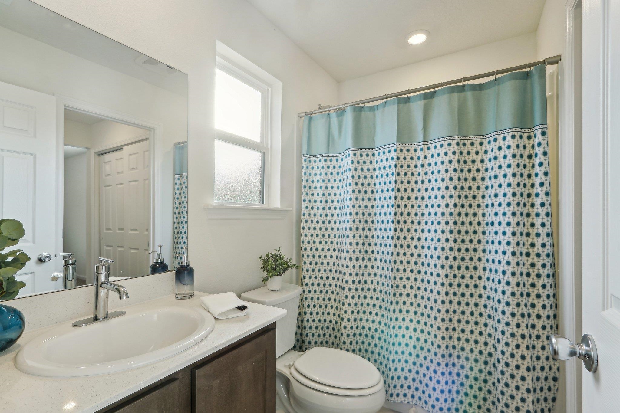 Image 21 of 46 For 72 Beach Palm Ct
