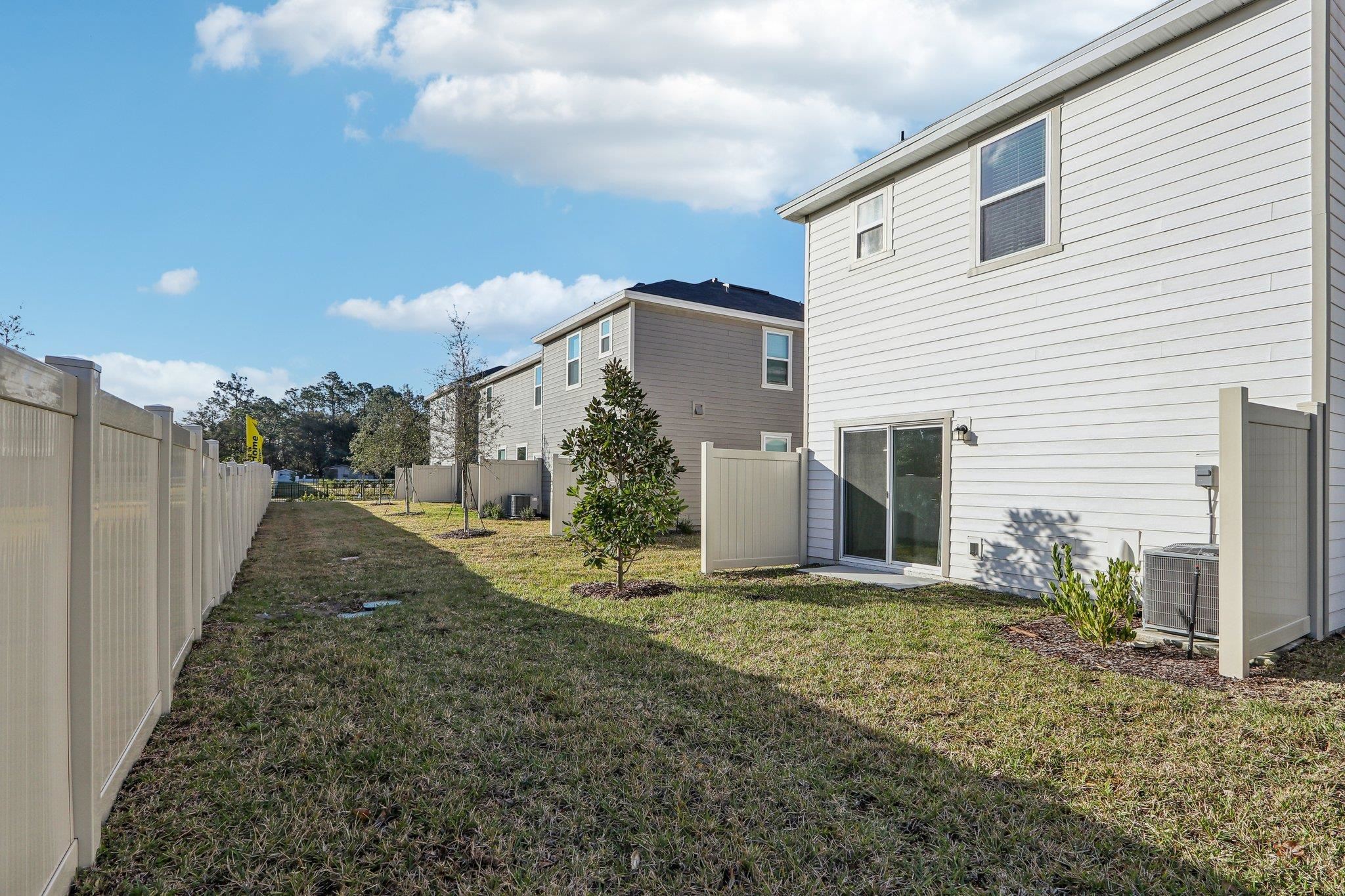 Image 32 of 46 For 72 Beach Palm Ct
