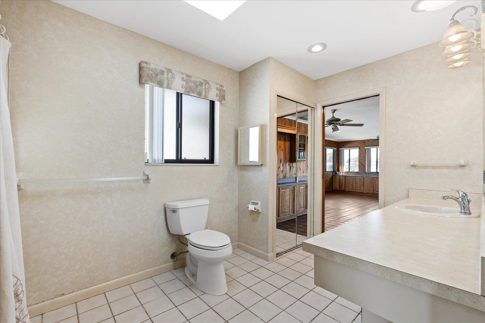 Image 21 of 52 For 148 Lantana Ave
