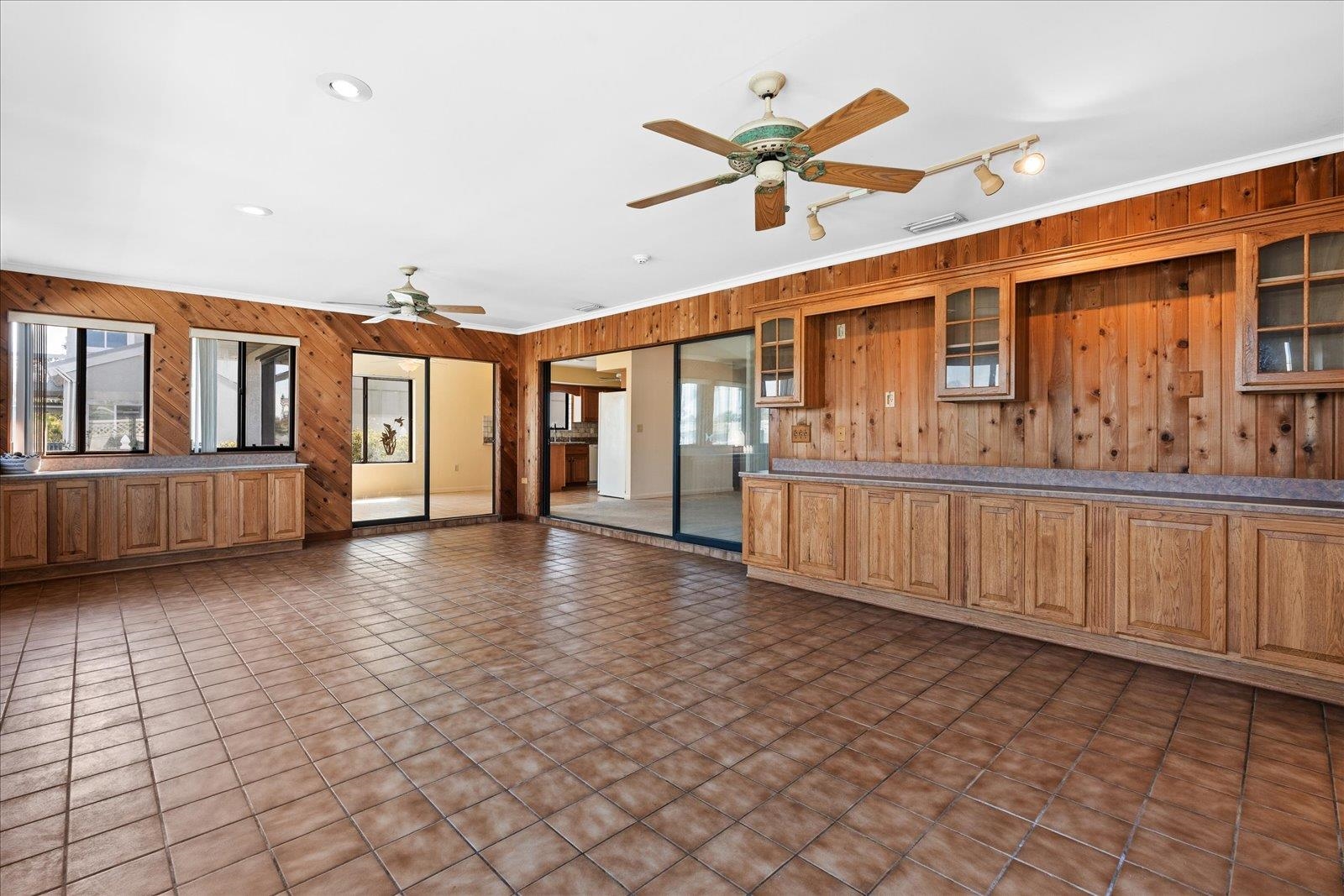 Image 30 of 52 For 148 Lantana Ave