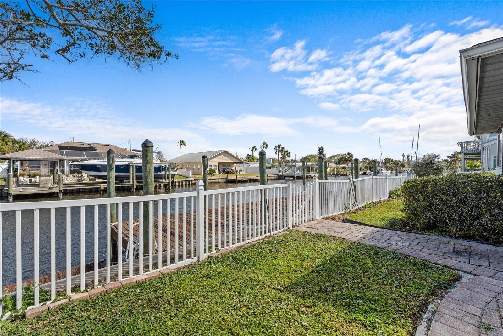Image 39 of 52 For 148 Lantana Ave