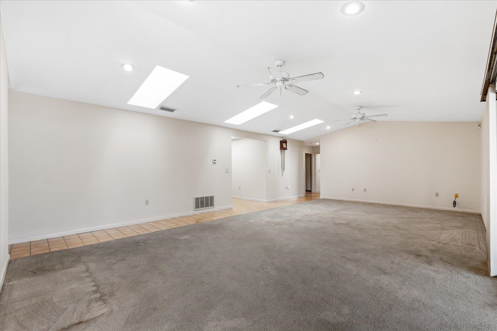 Image 6 of 52 For 148 Lantana Ave