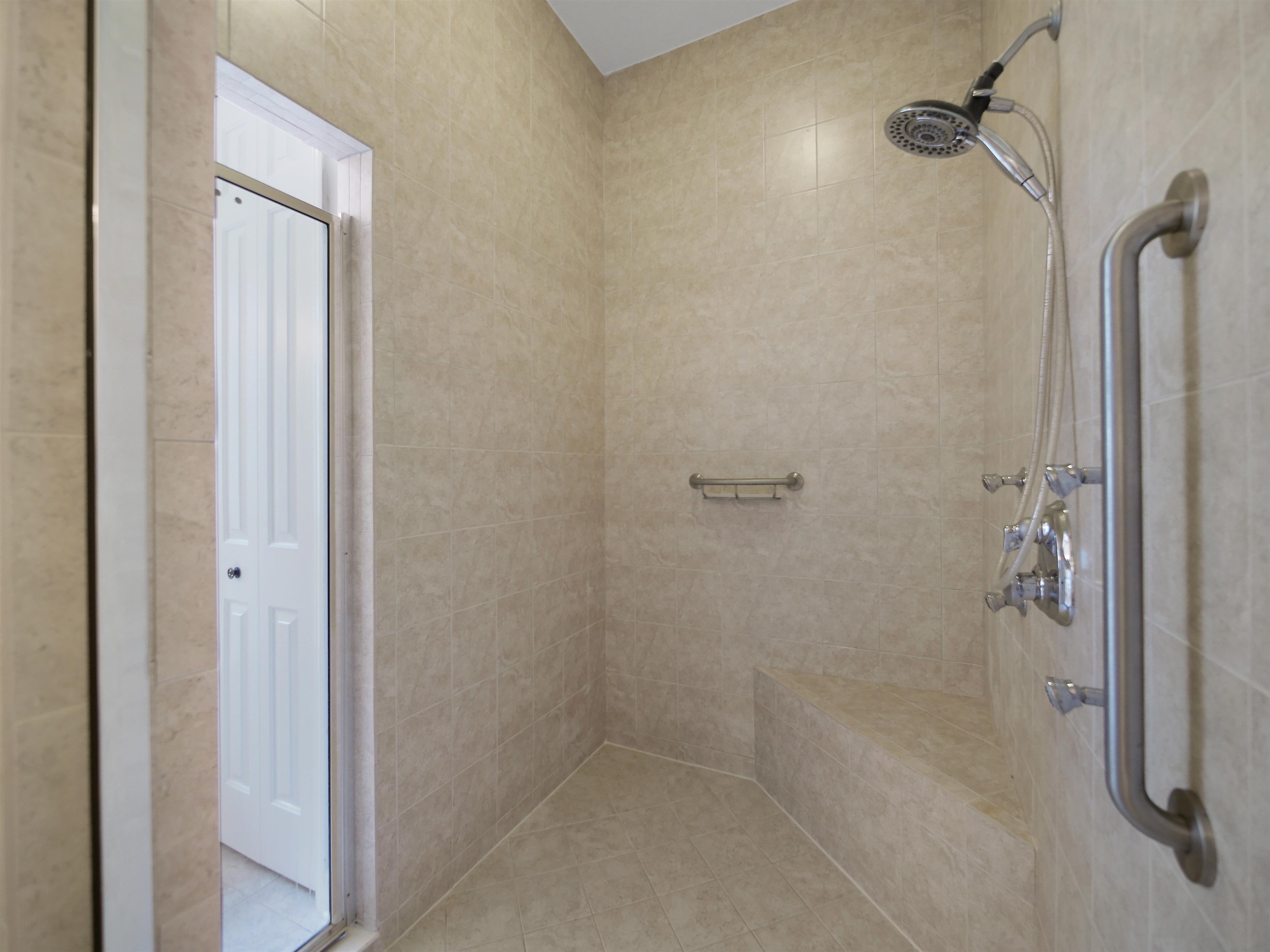 Image 38 of 64 For 1161 Inverness Dr