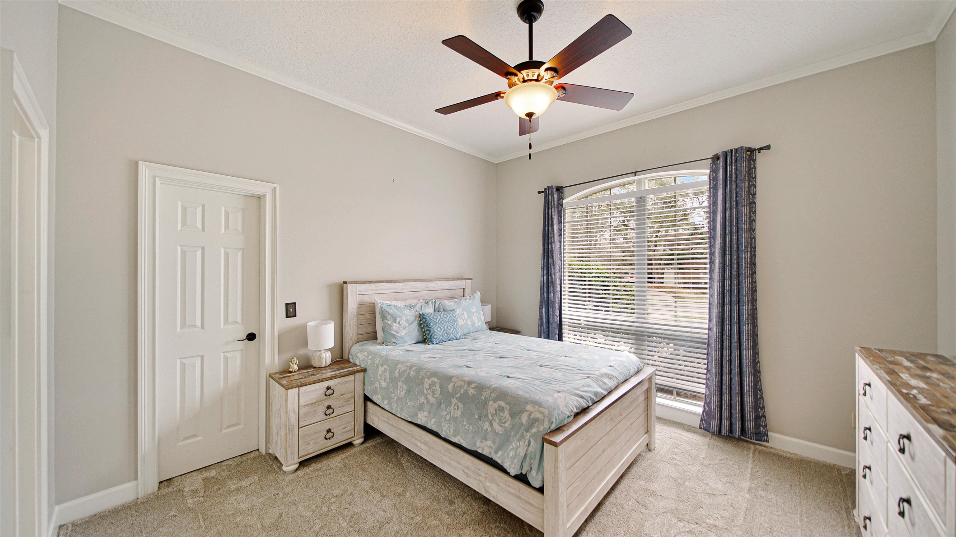 Image 28 of 57 For 3728 Mosswood Ct