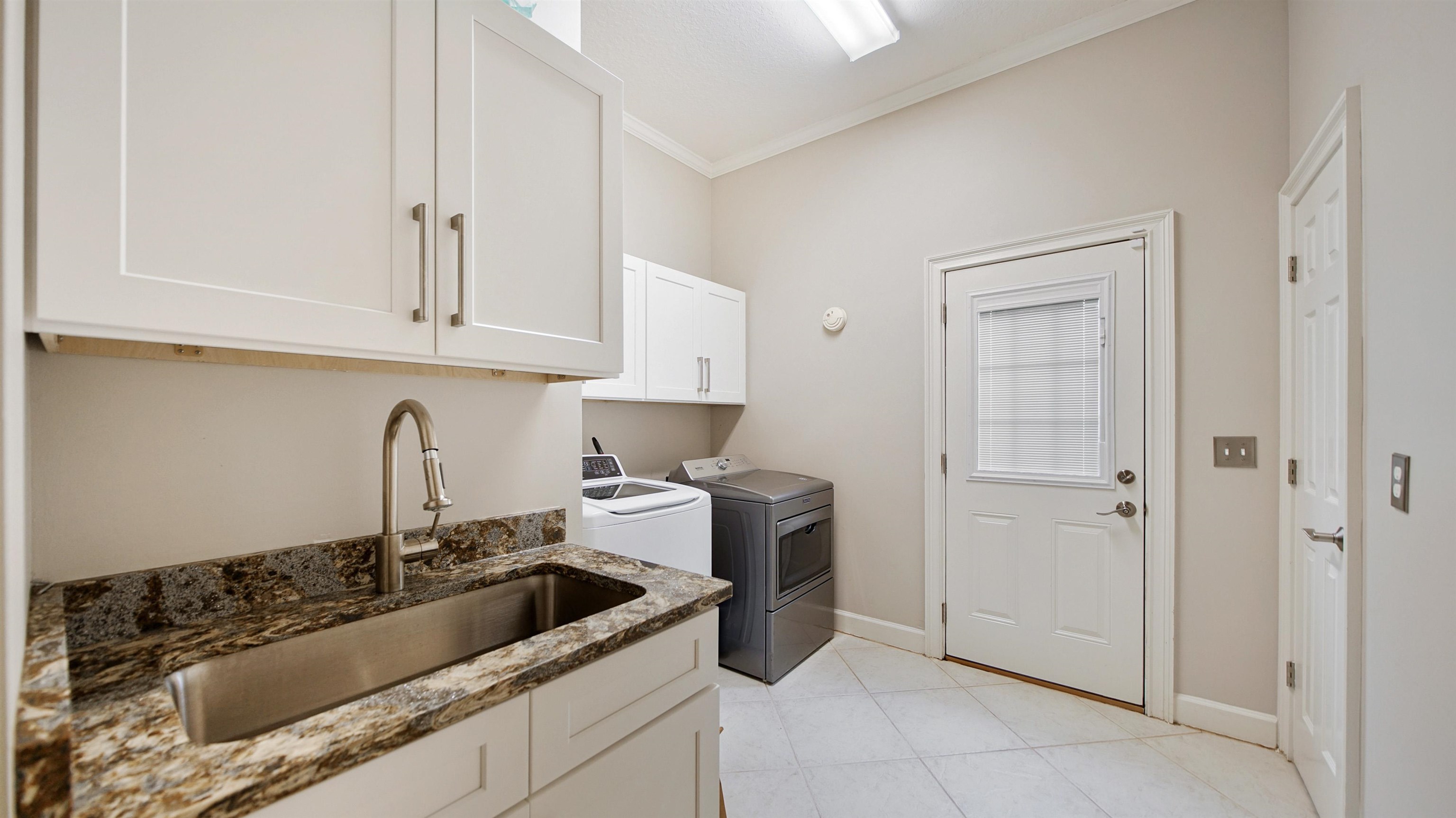 Image 33 of 57 For 3728 Mosswood Ct