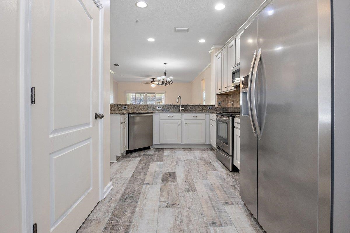 Image 6 of 19 For 115 Pine Hollow Trl E 106