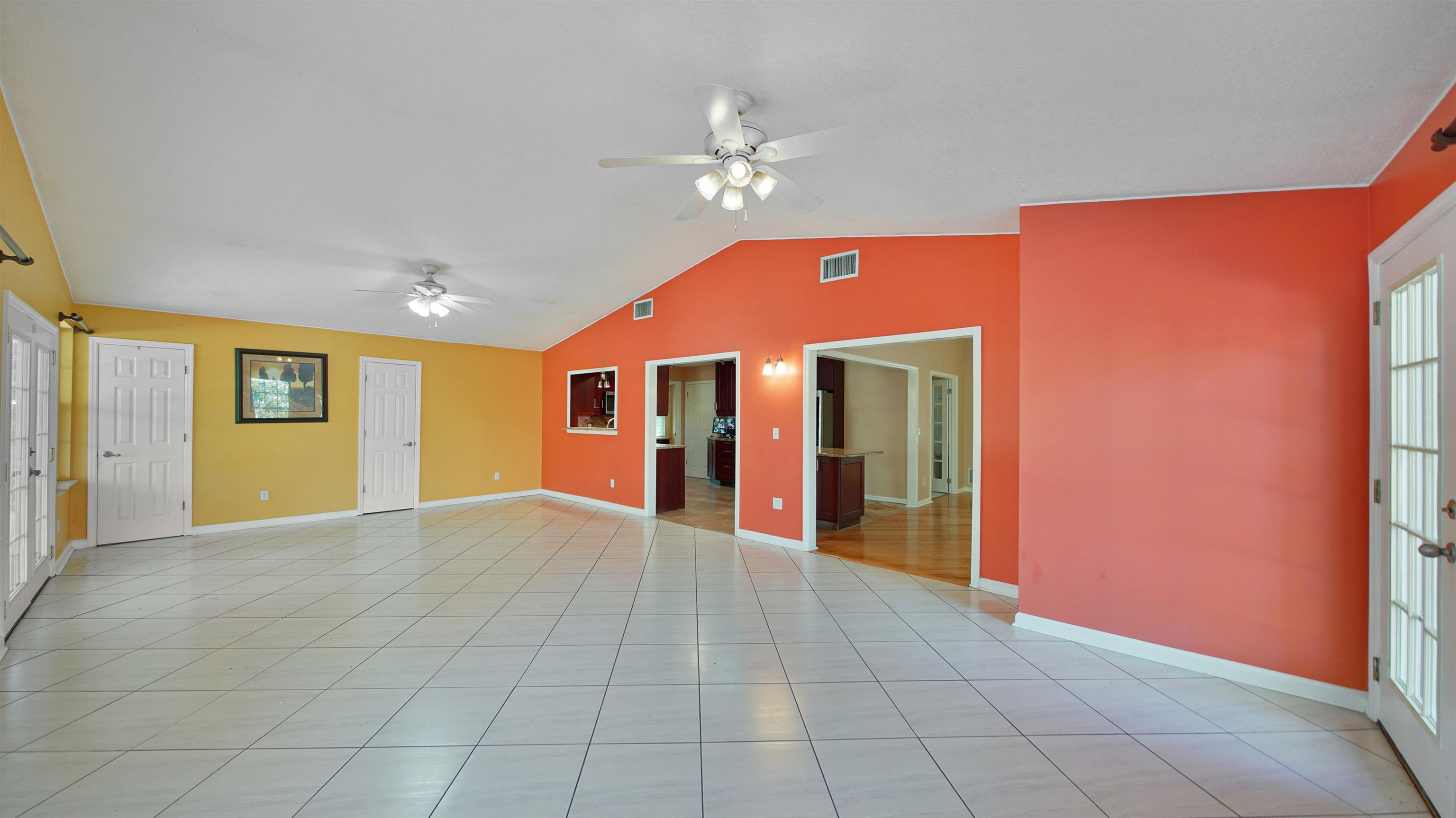 Image 12 of 42 For 12351 Tracy Ann Rd