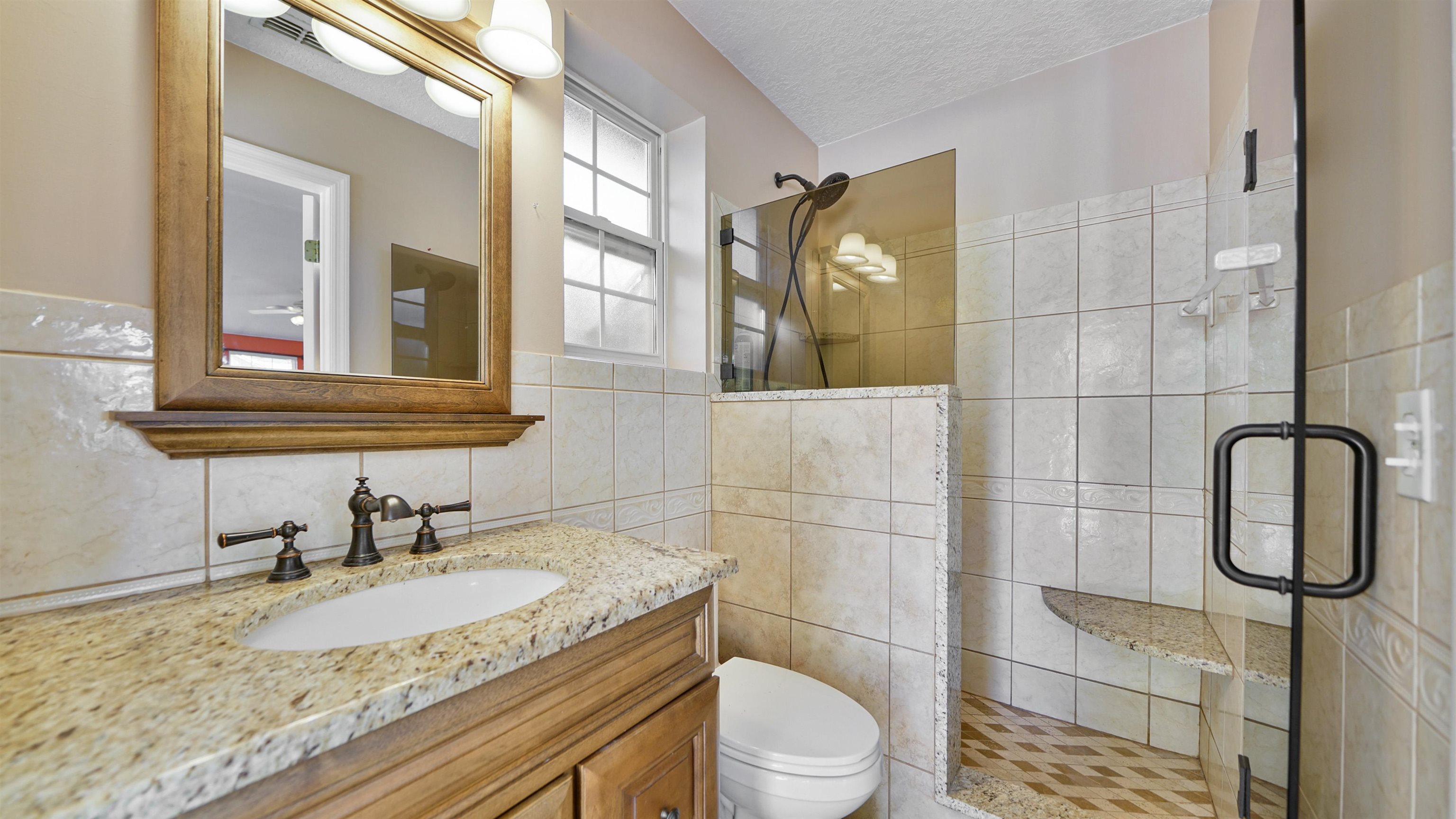 Image 23 of 42 For 12351 Tracy Ann Rd