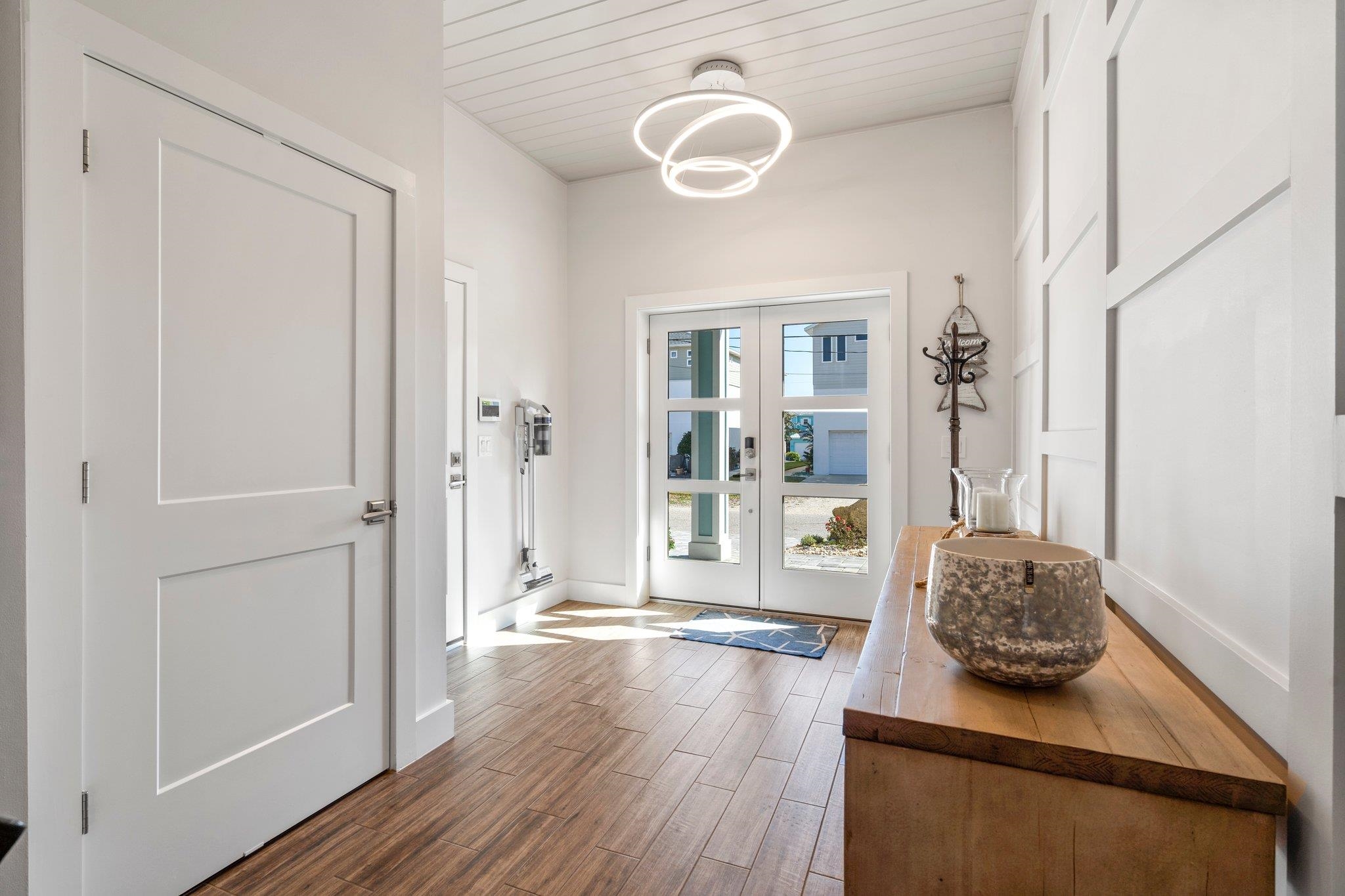 Image 9 of 49 For 5497 Pelican Way