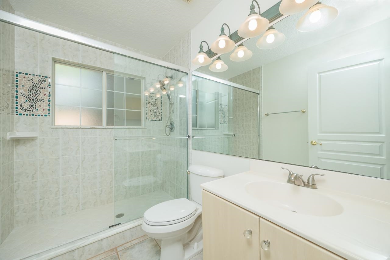 Image 16 of 58 For 34 Ocean Pines Dr
