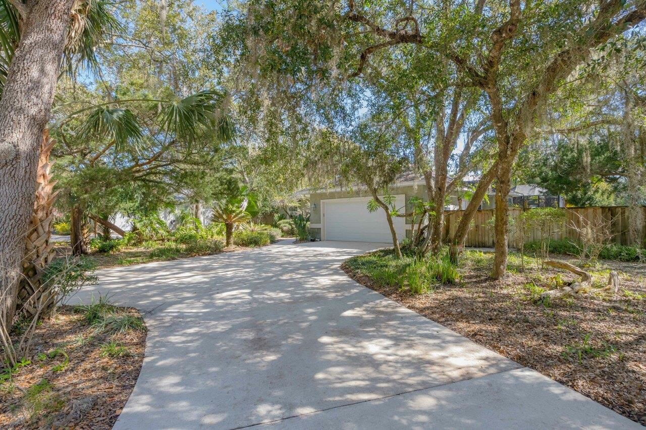 Image 23 of 58 For 34 Ocean Pines Dr
