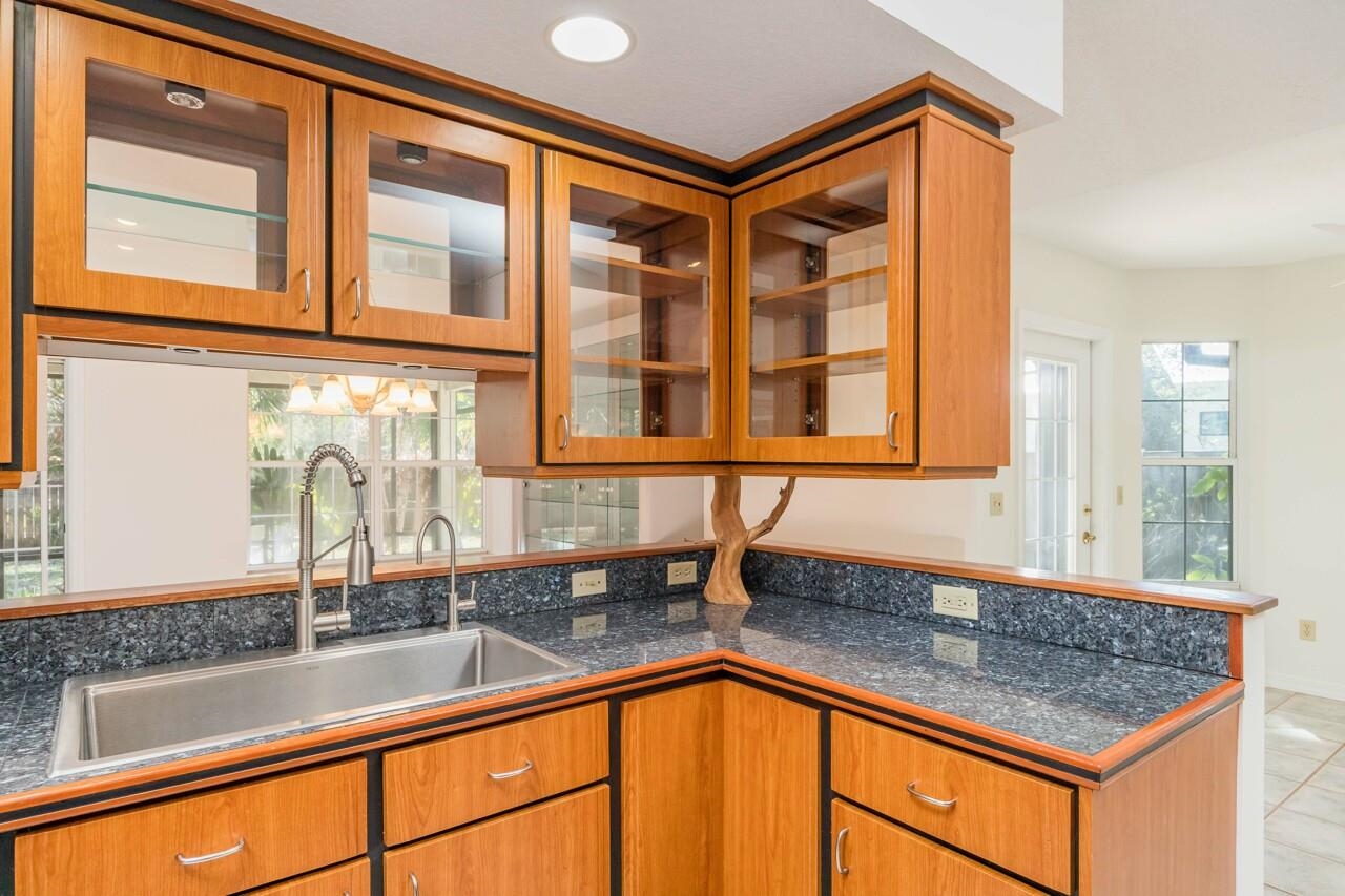 Image 37 of 58 For 34 Ocean Pines Dr