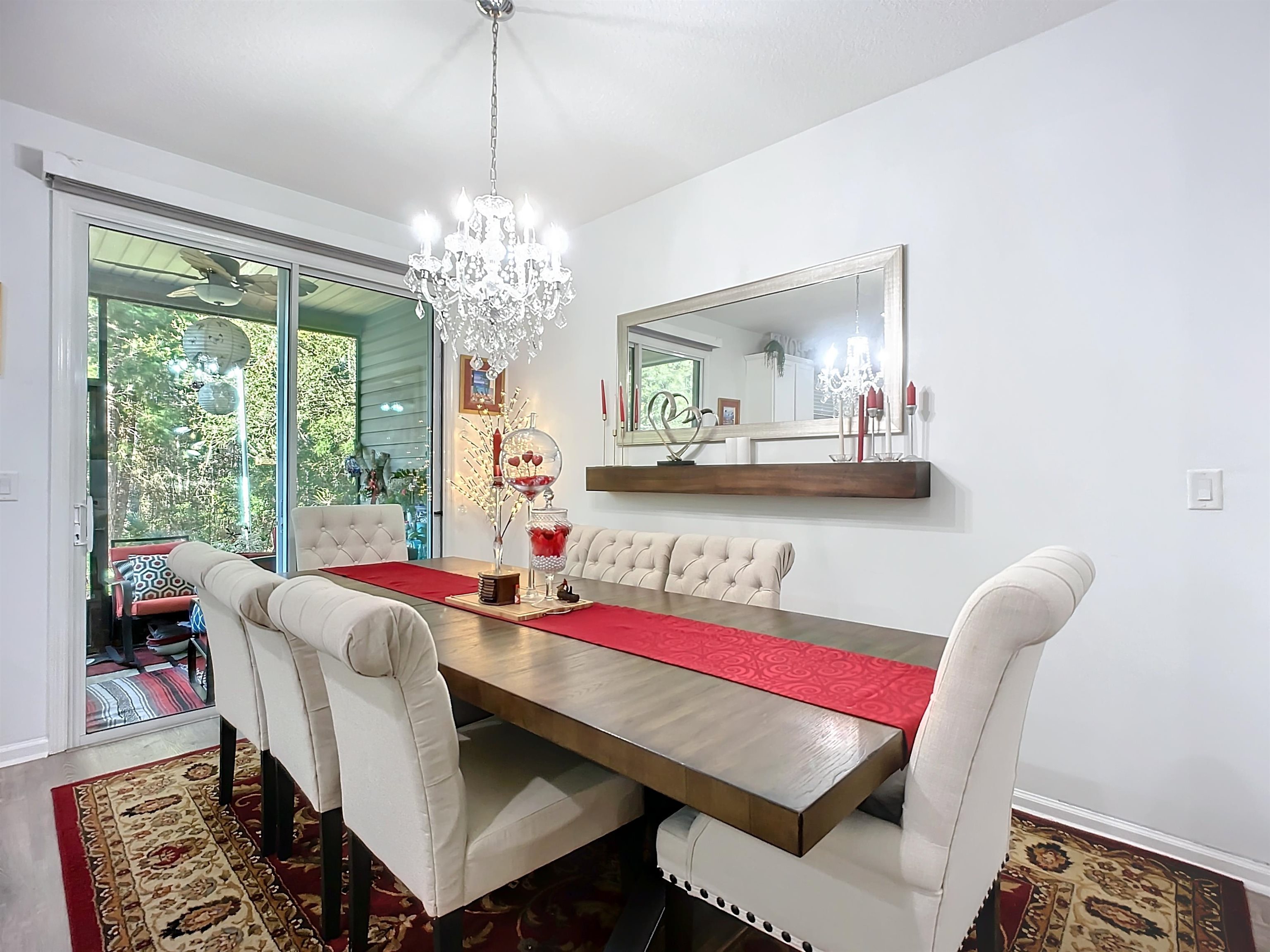Image 6 of 45 For 193 Paradas Pl