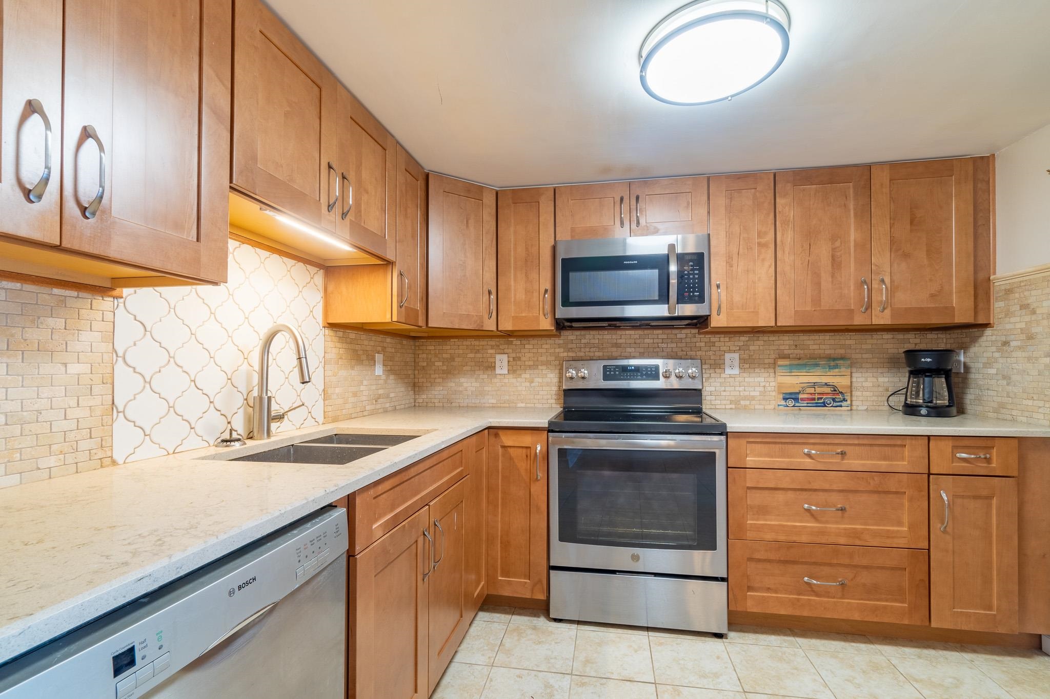 Image 20 of 55 For 4602 Sandcastle Cir