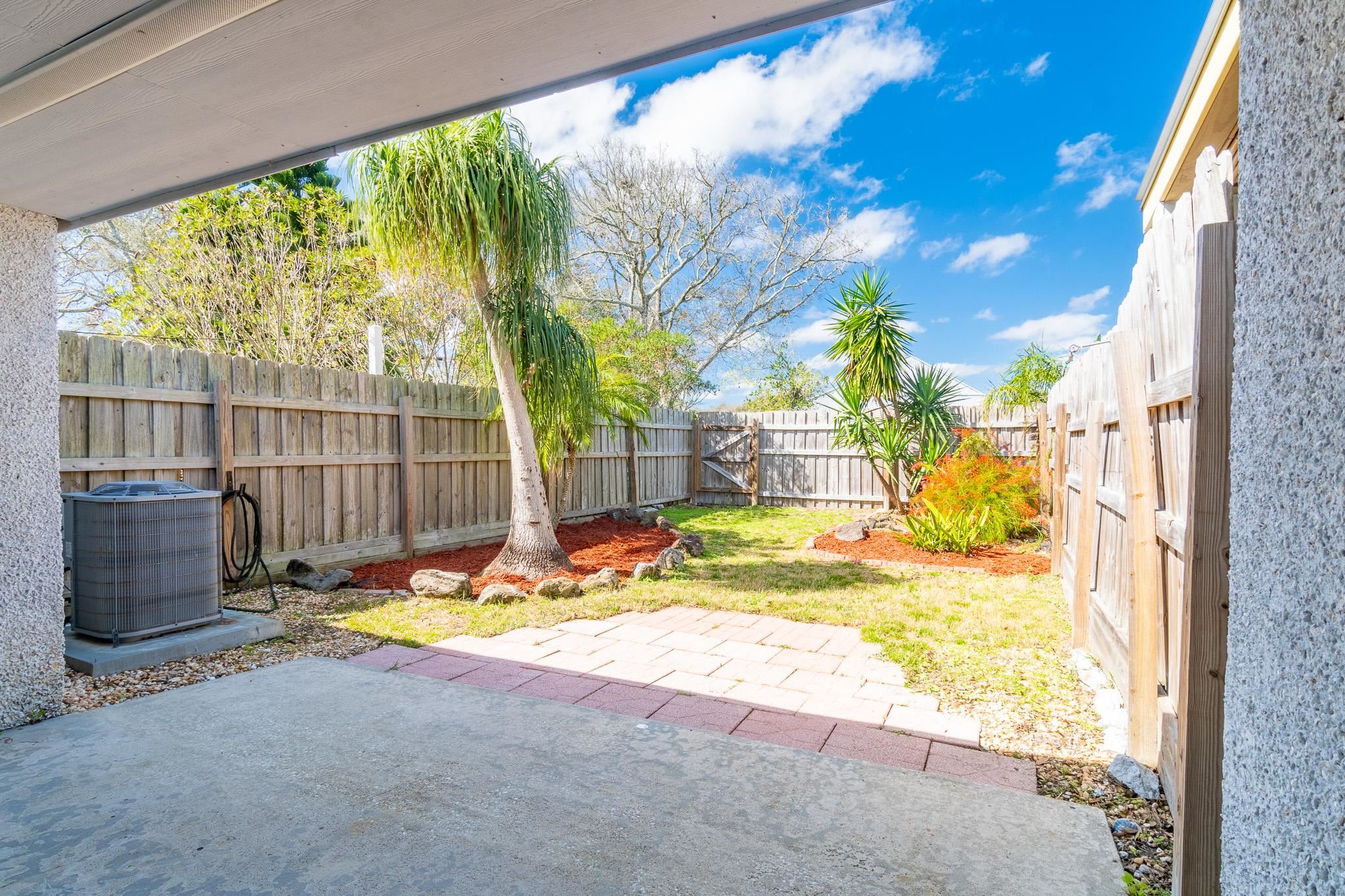 Image 33 of 55 For 4602 Sandcastle Cir