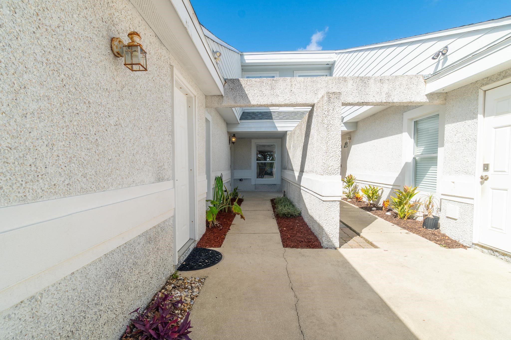Image 5 of 55 For 4602 Sandcastle Cir
