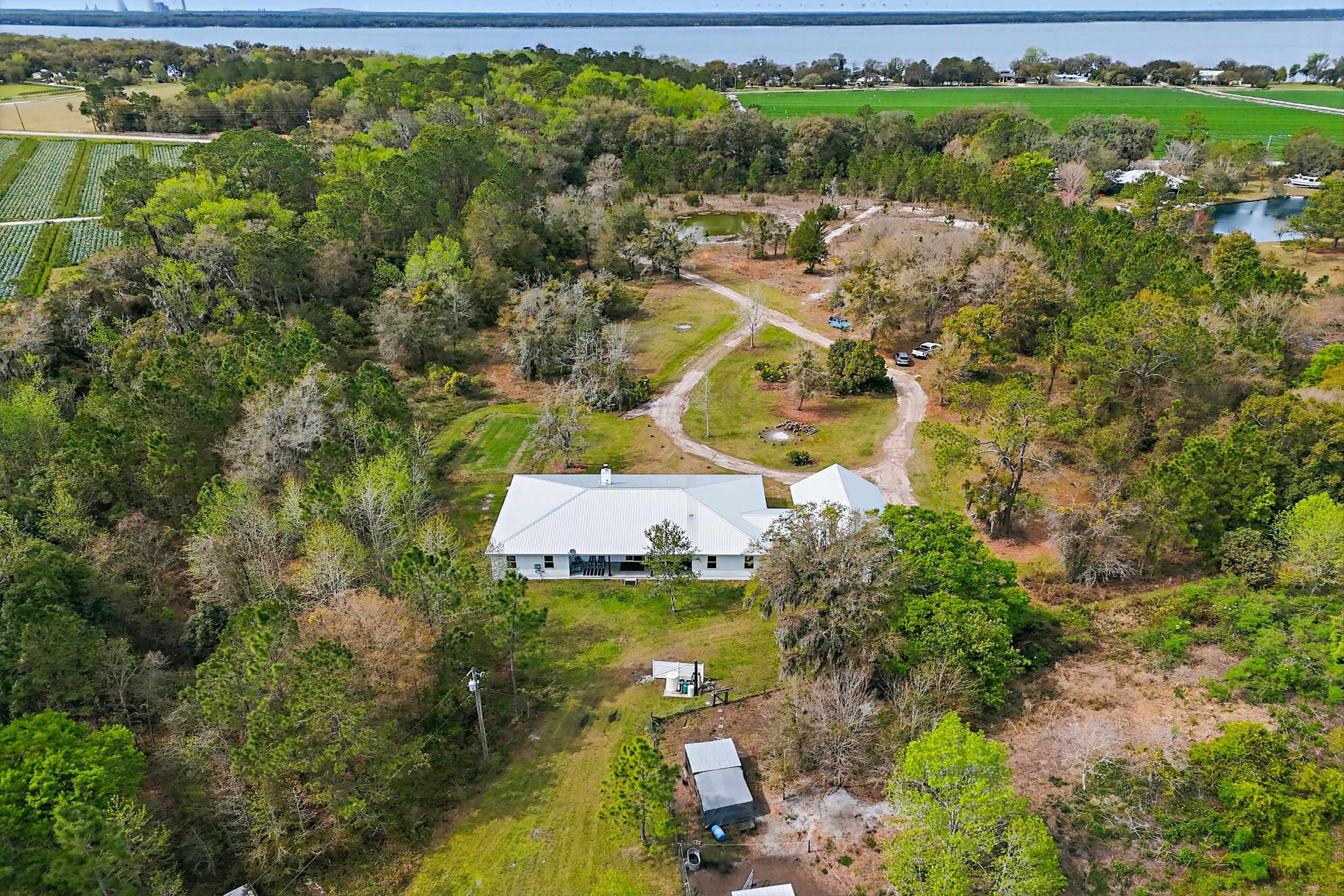 Image 3 of 74 For 290 Federal Point Rd