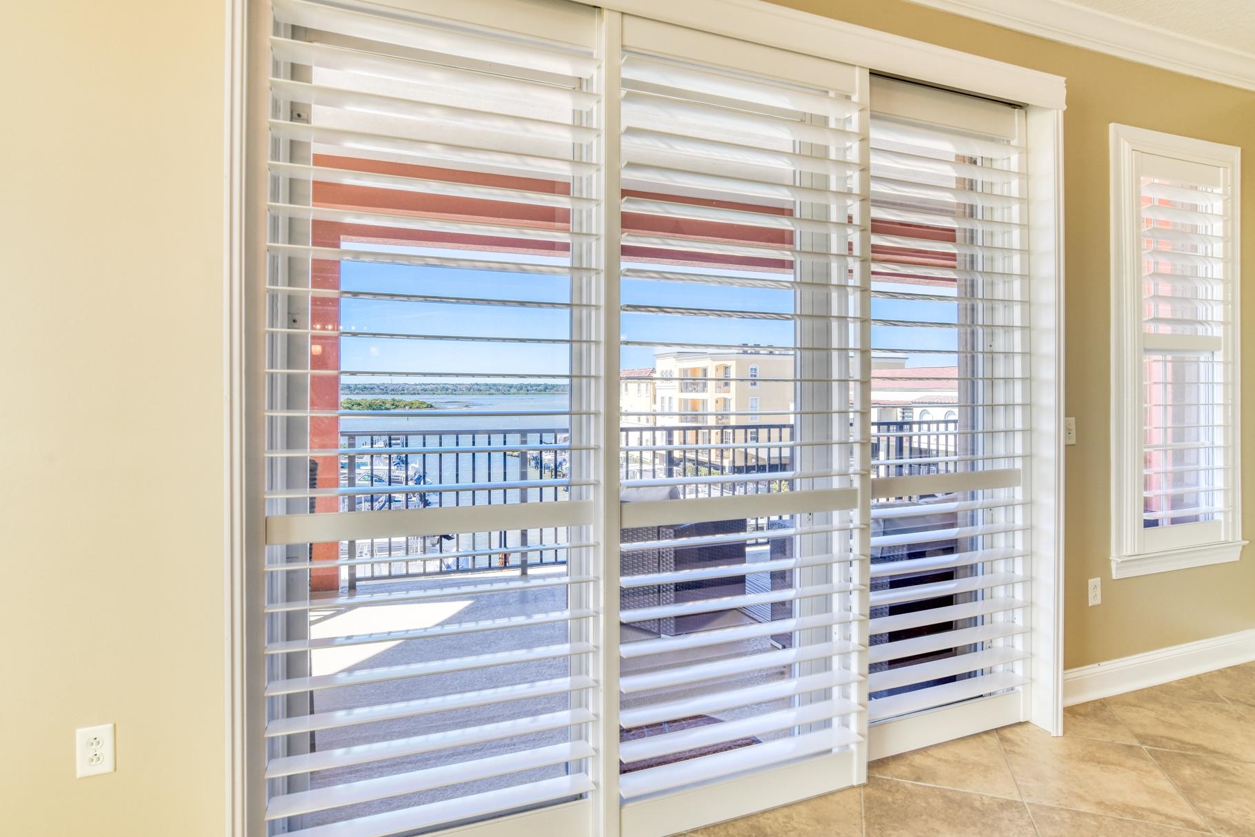 Image 16 of 64 For 115 Sunset Harbor Way Unit C-301 (  C-301