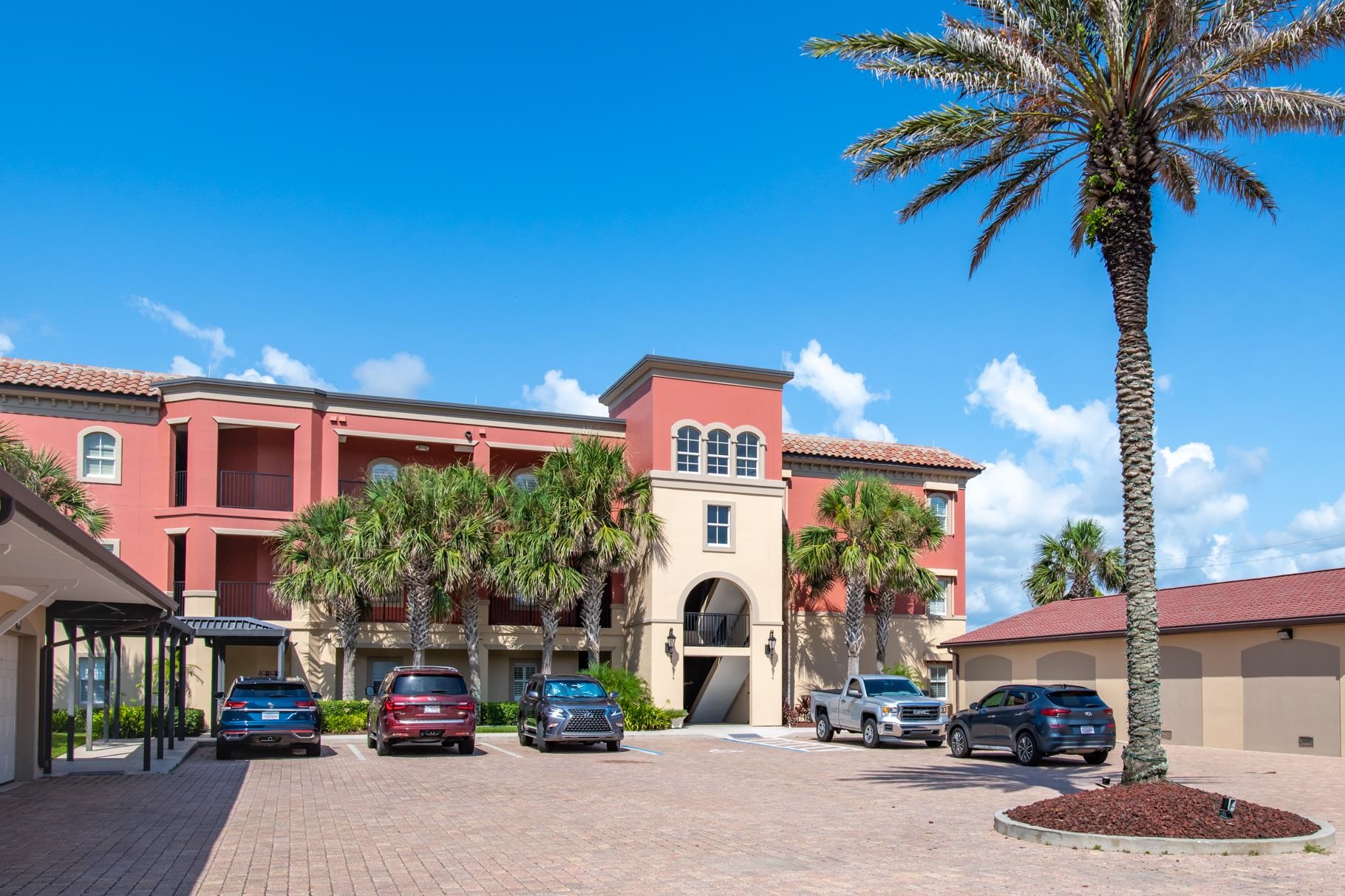 Image 4 of 64 For 115 Sunset Harbor Way Unit C-301 (  C-301