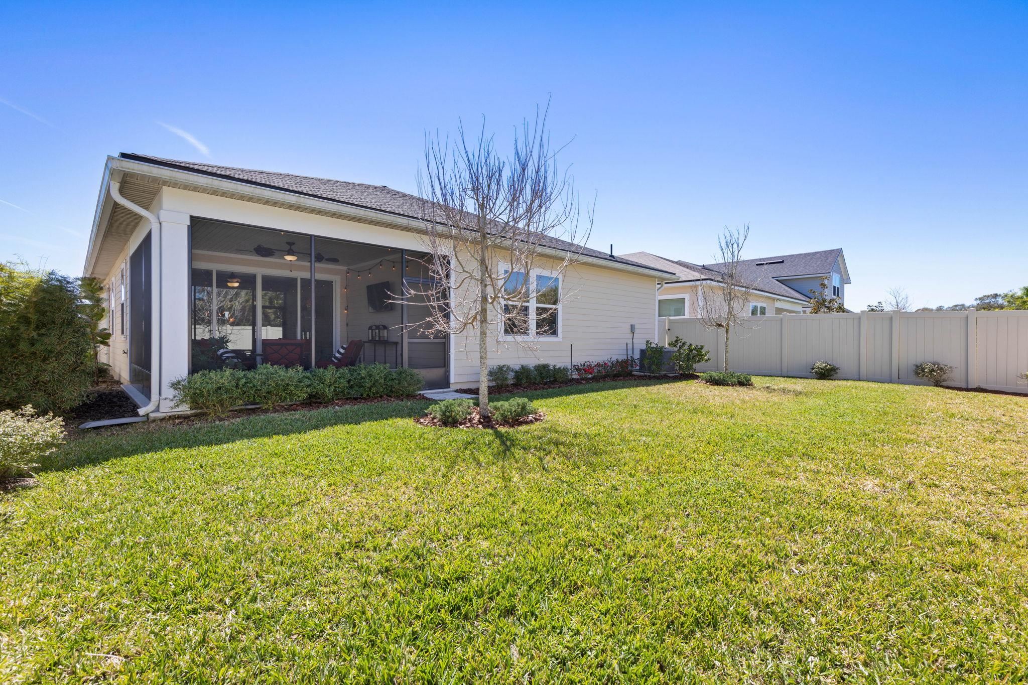 Image 61 of 95 For 56 Los Lagos Blvd