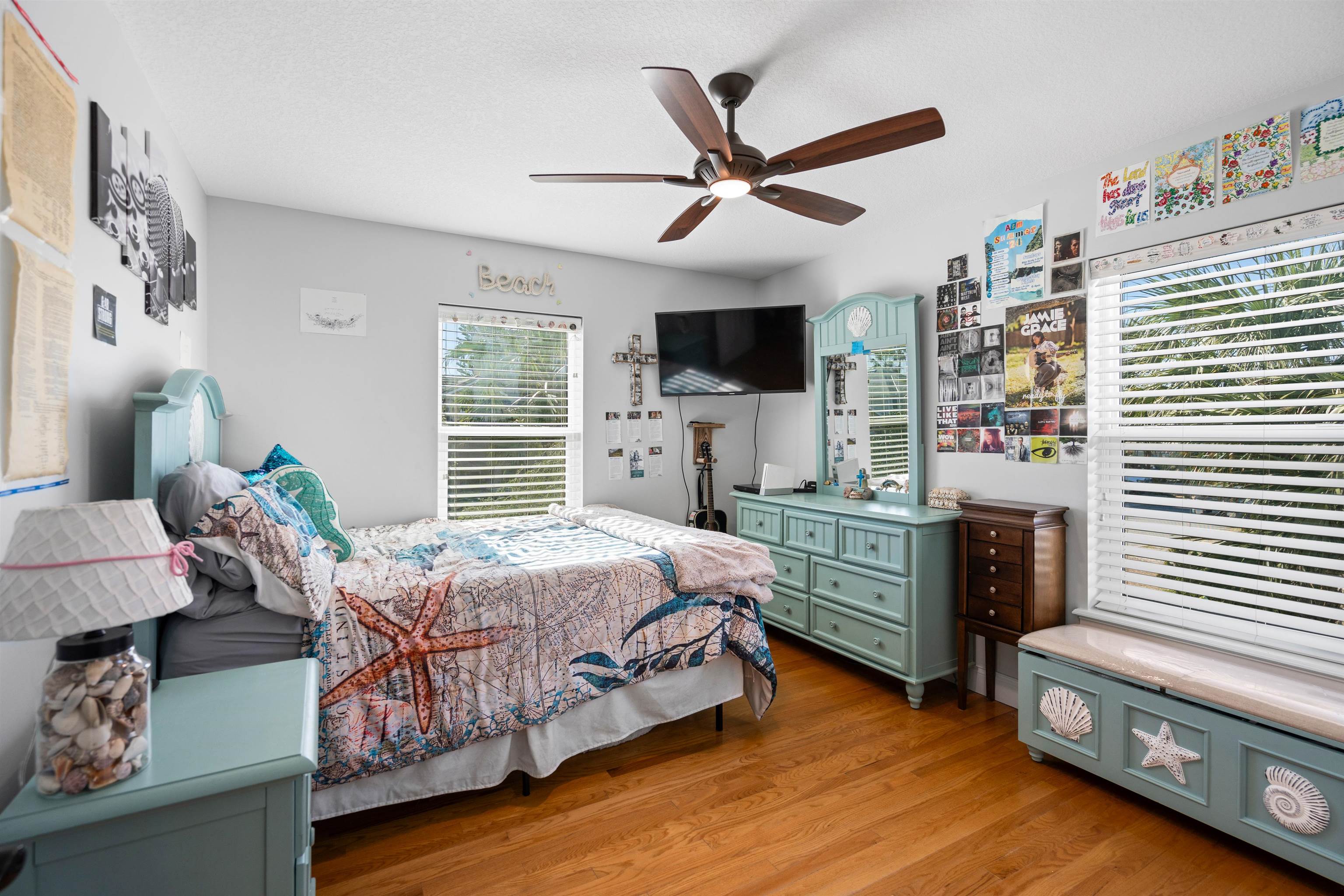 Image 23 of 47 For 9134 June Ln