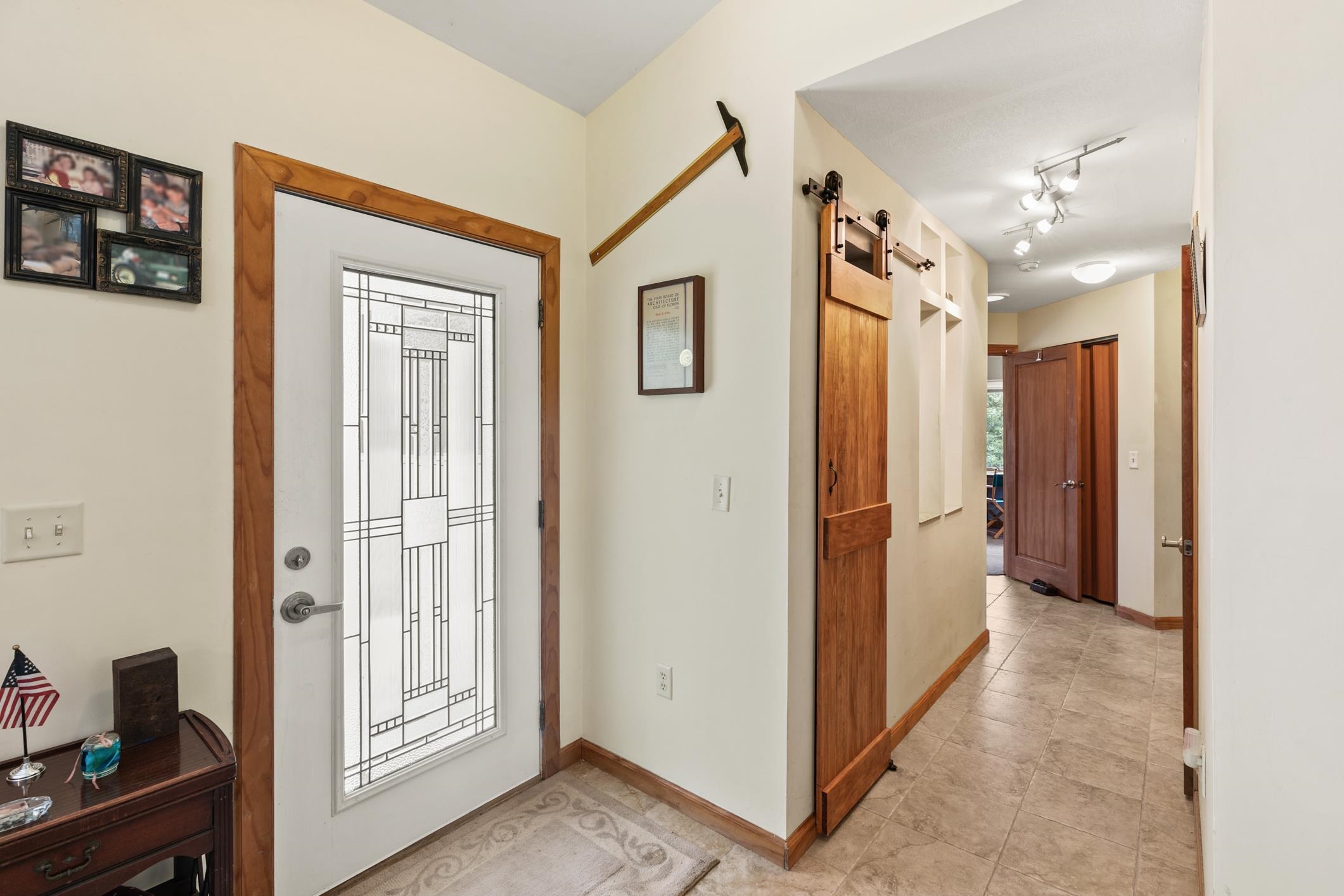 Image 6 of 58 For 7720 Riverdale Rd