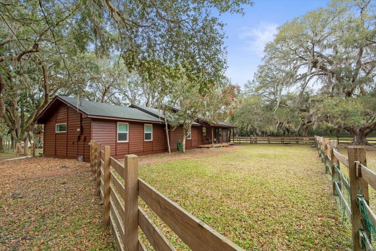Image 16 of 90 For 4575 Carter Rd