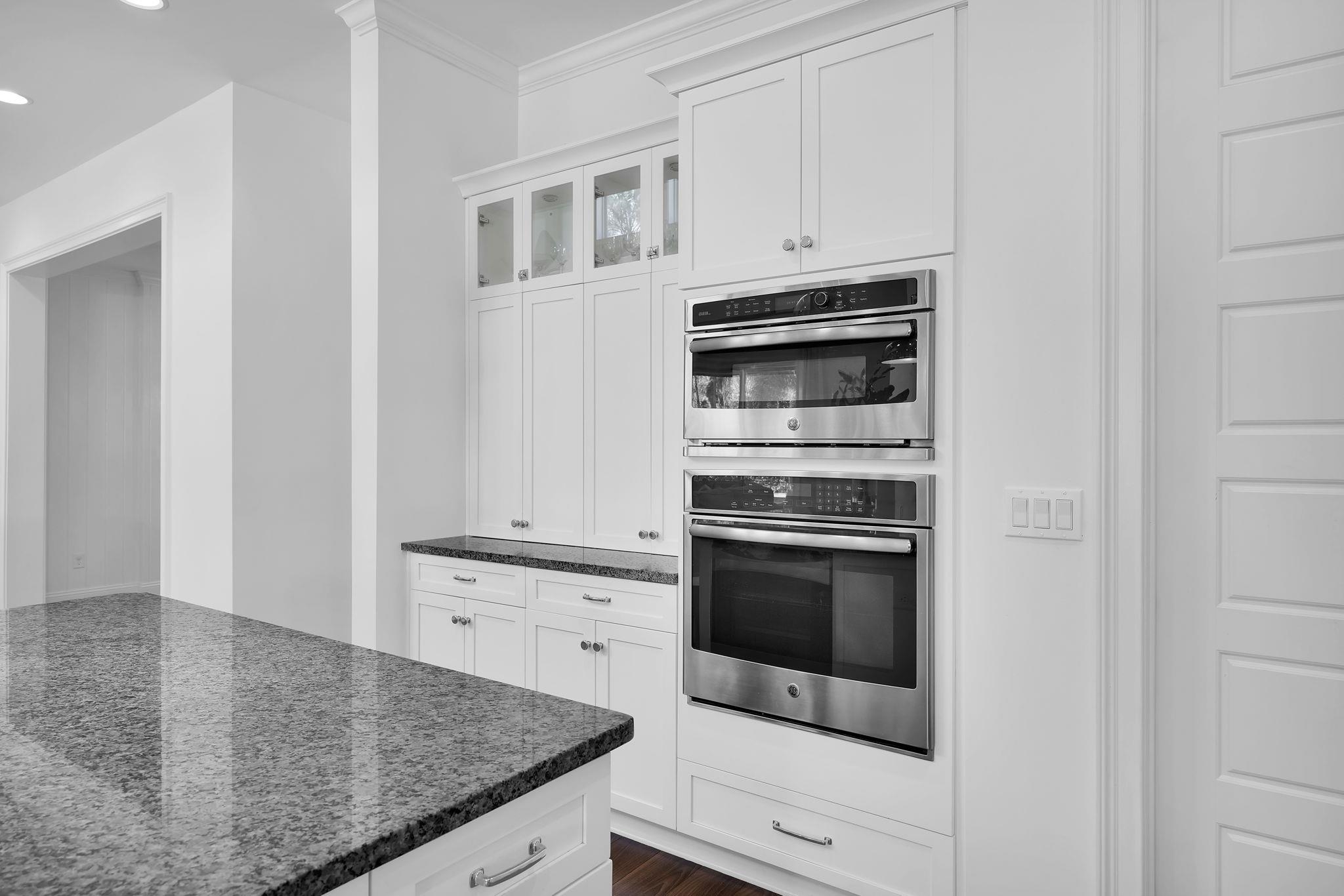 Image 16 of 88 For 200 Manuel Ct.