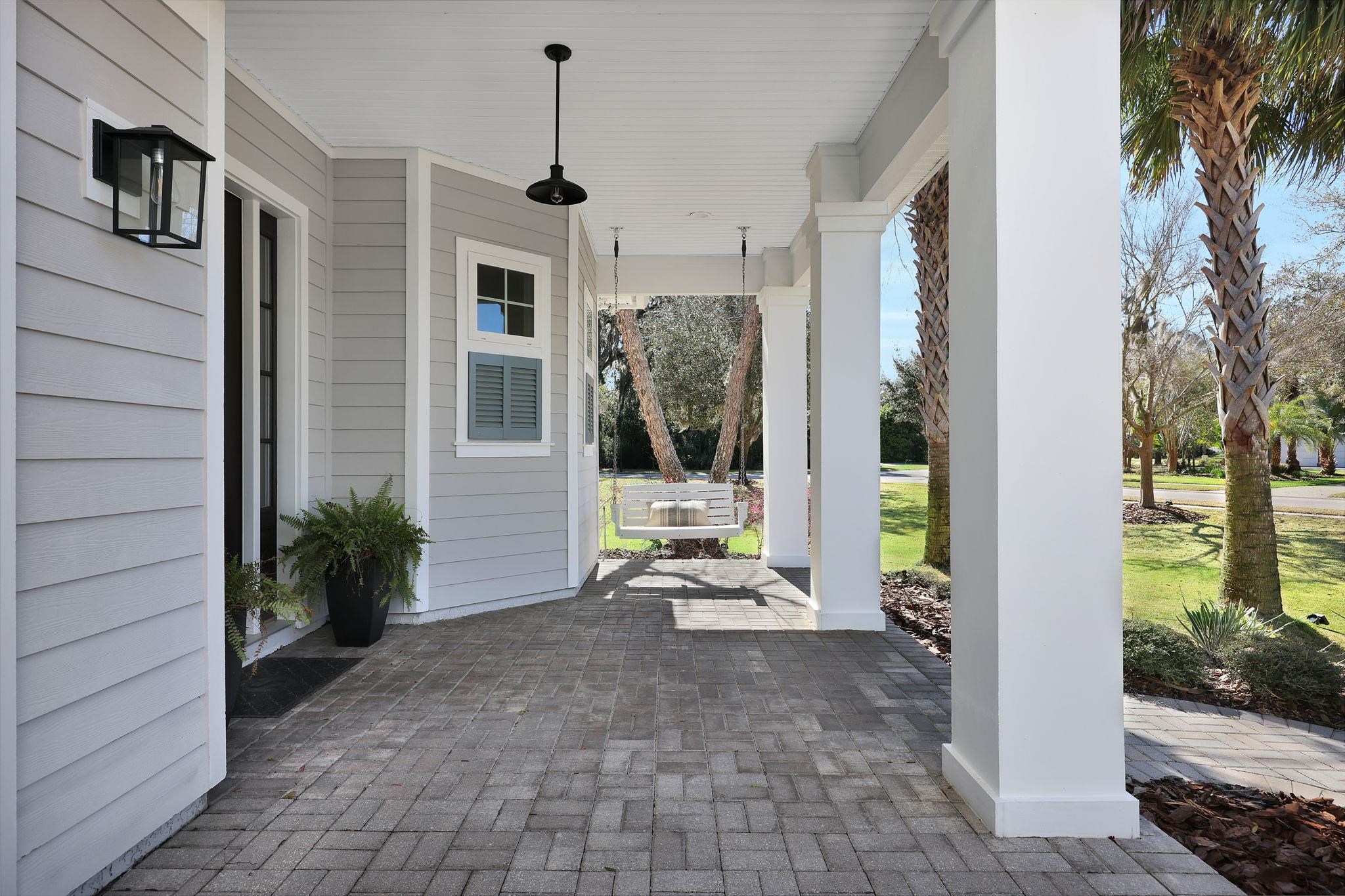 Image 4 of 88 For 200 Manuel Ct.