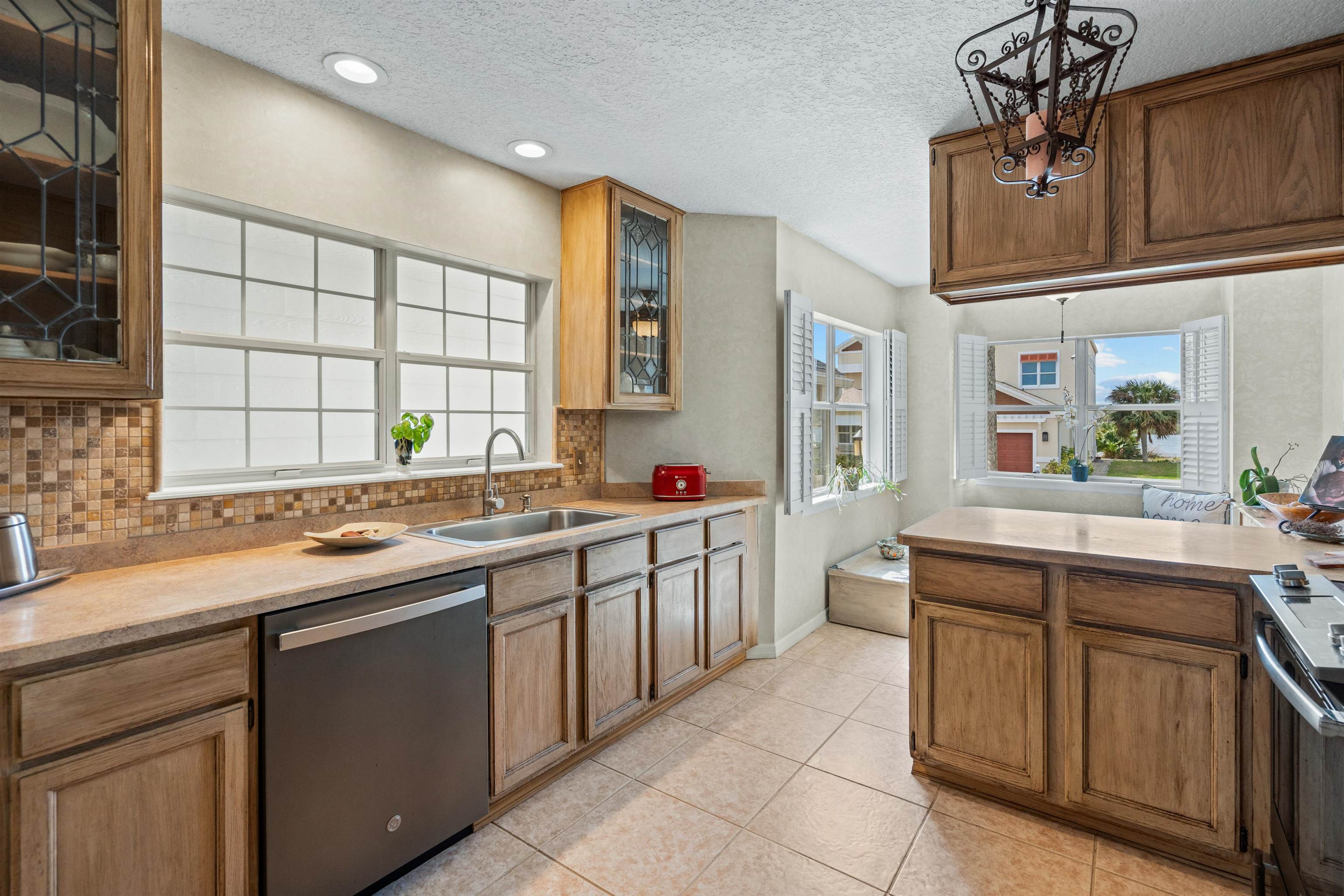 Image 7 of 66 For 9244 July Ln