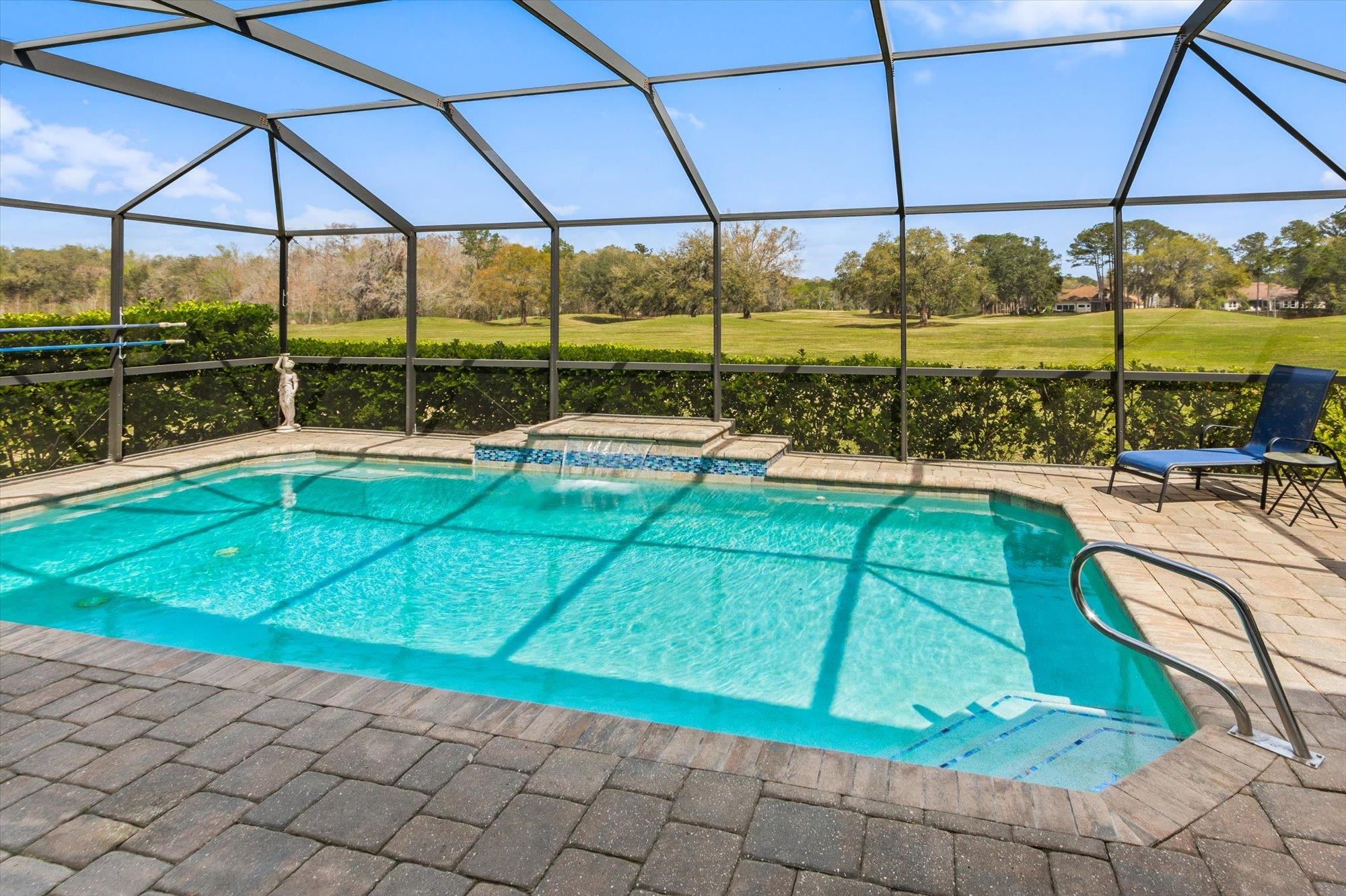 Image 16 of 52 For 2556 Country Club Blvd