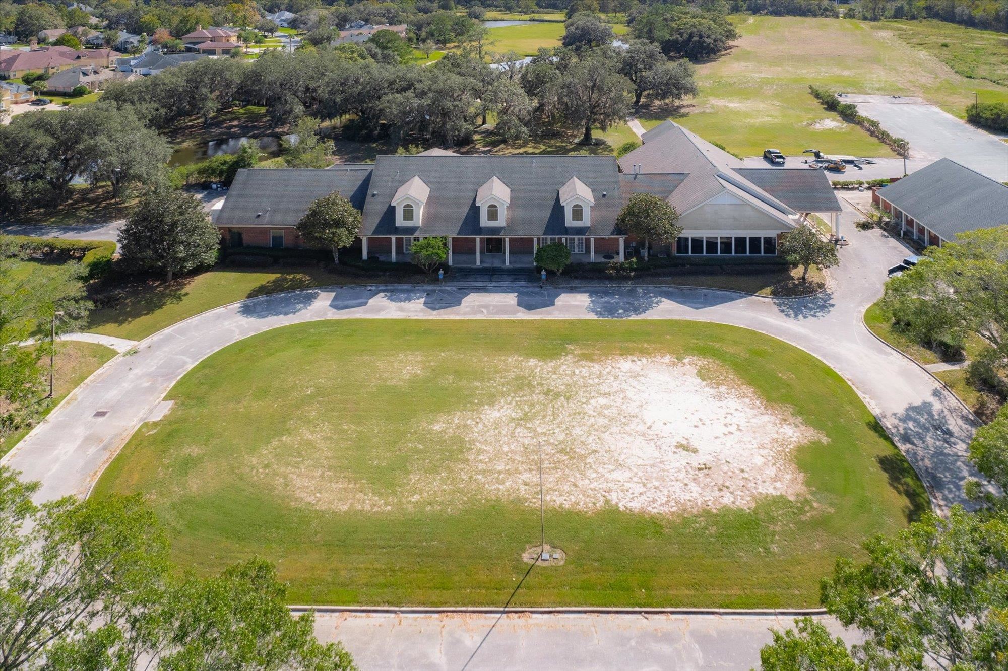 Image 52 of 52 For 2556 Country Club Blvd
