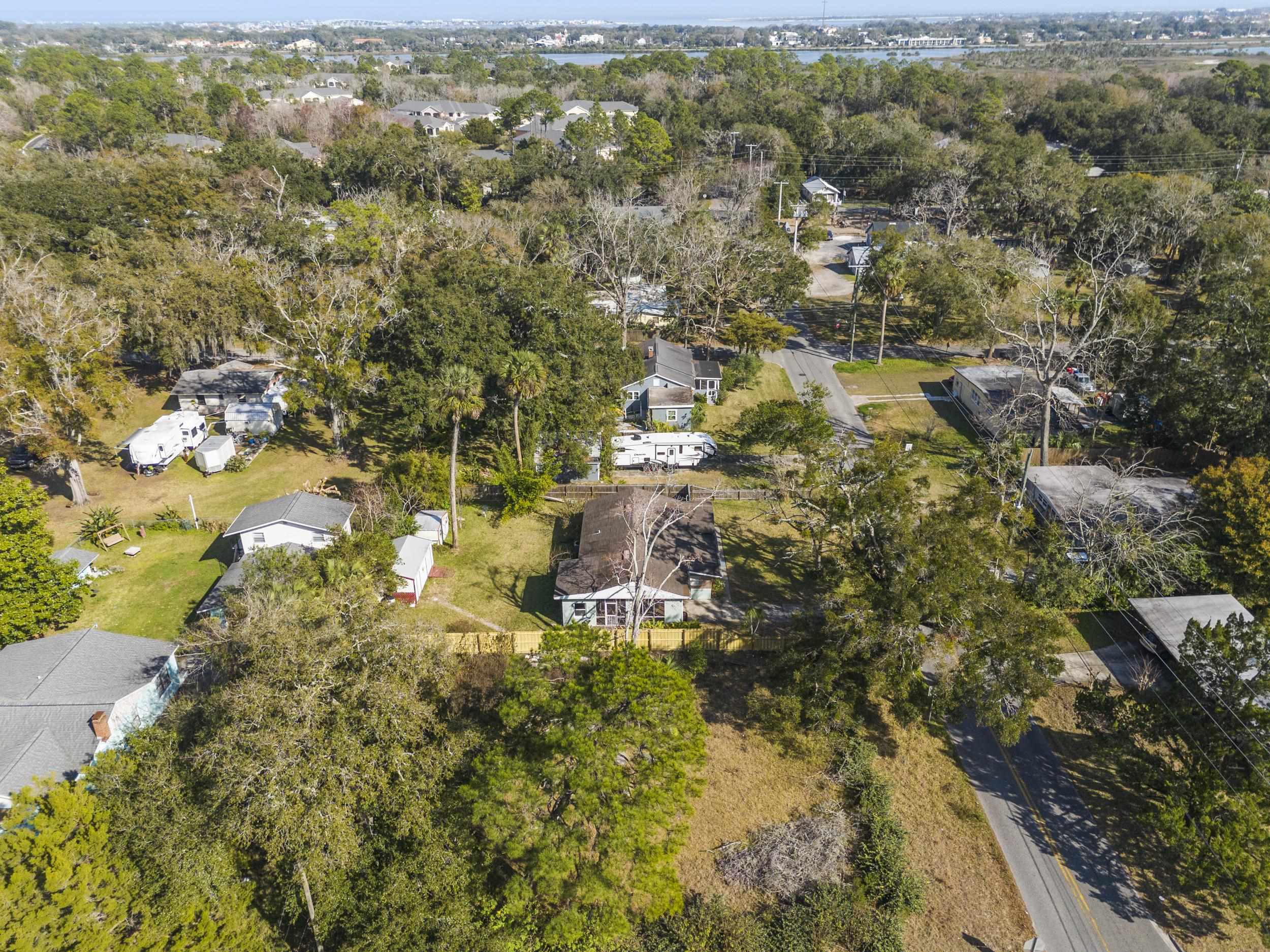 Image 29 of 36 For 244 Ravenswood Dr