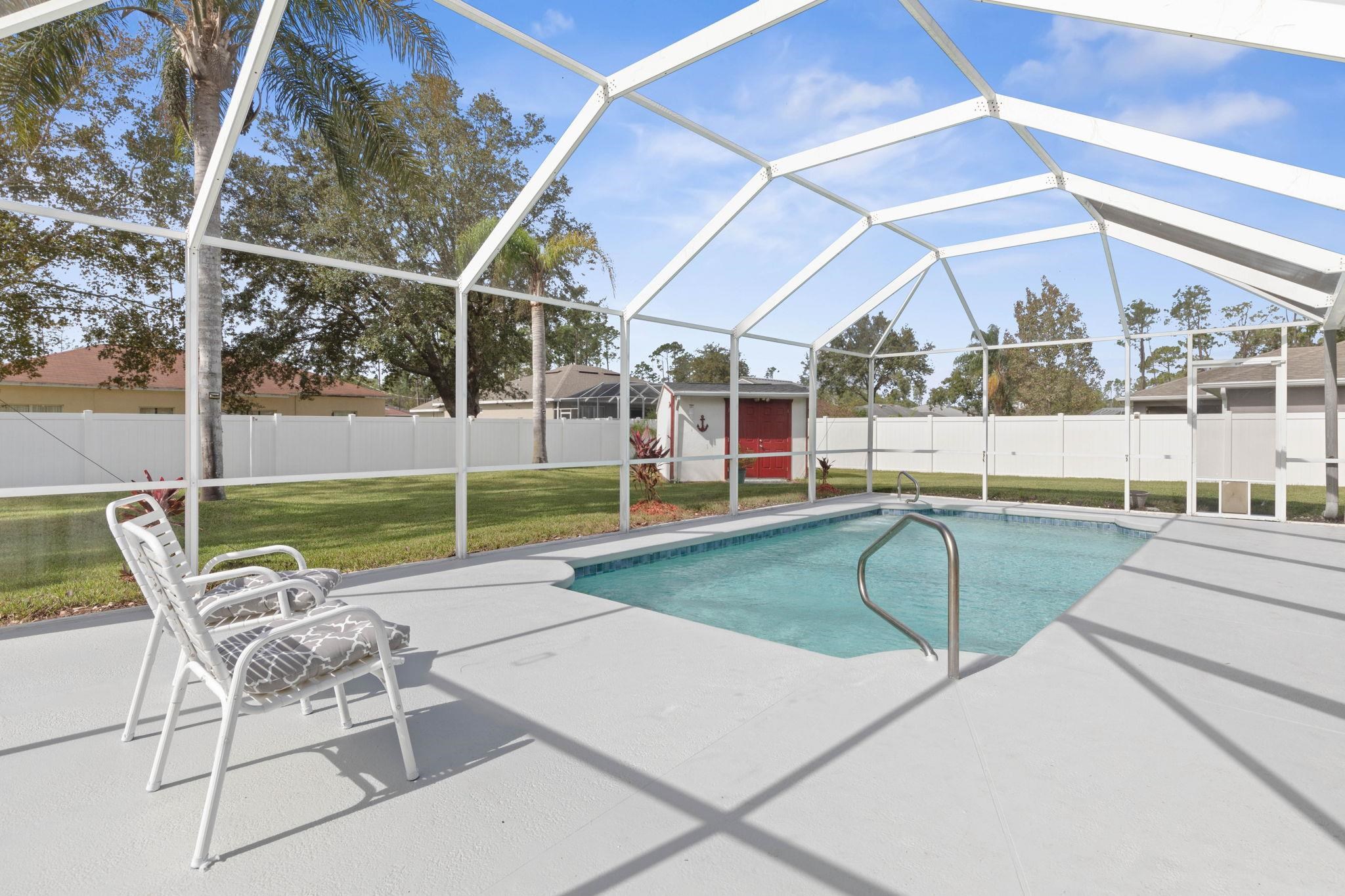 Image 22 of 52 For 20 Ryberry Dr