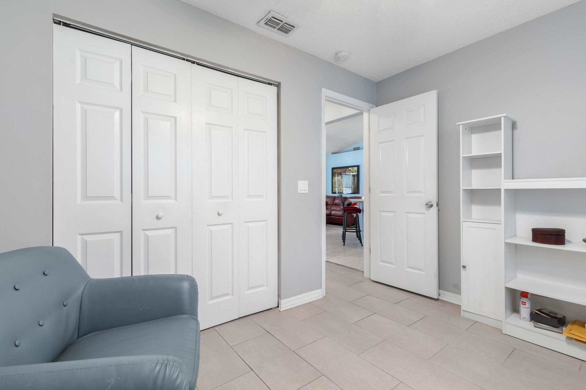 Image 34 of 52 For 20 Ryberry Dr