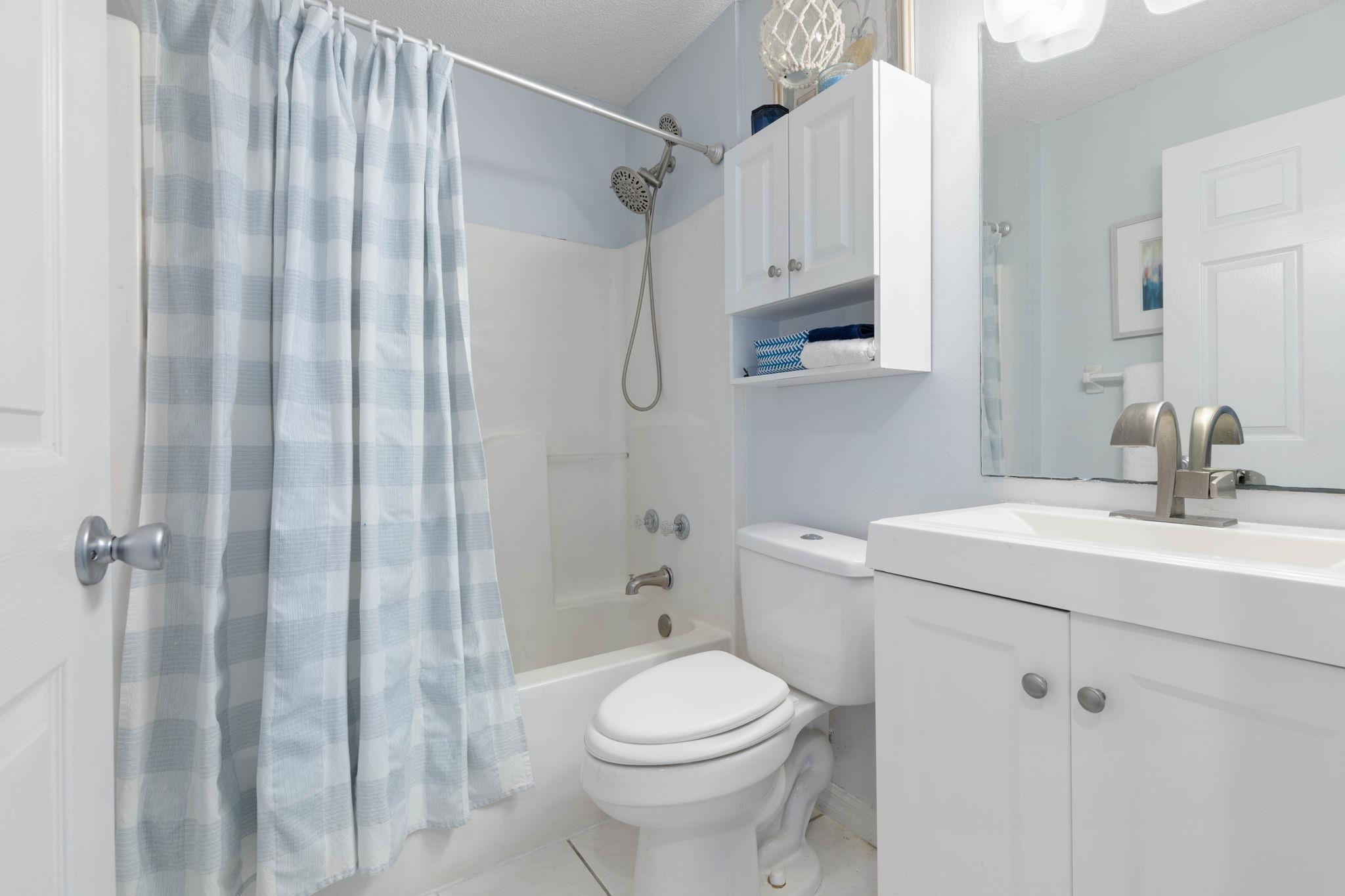 Image 35 of 52 For 20 Ryberry Dr