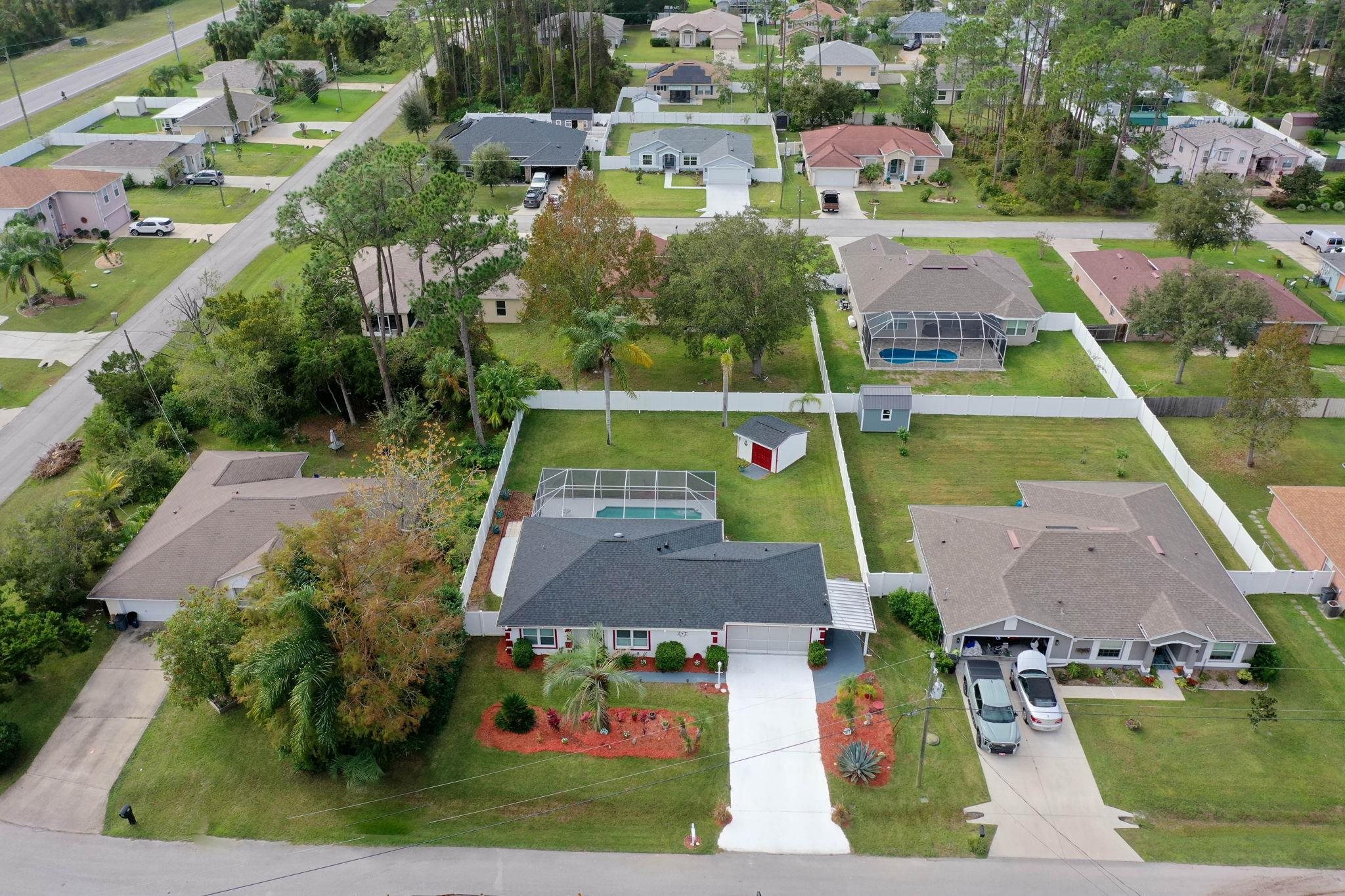 Image 4 of 52 For 20 Ryberry Dr
