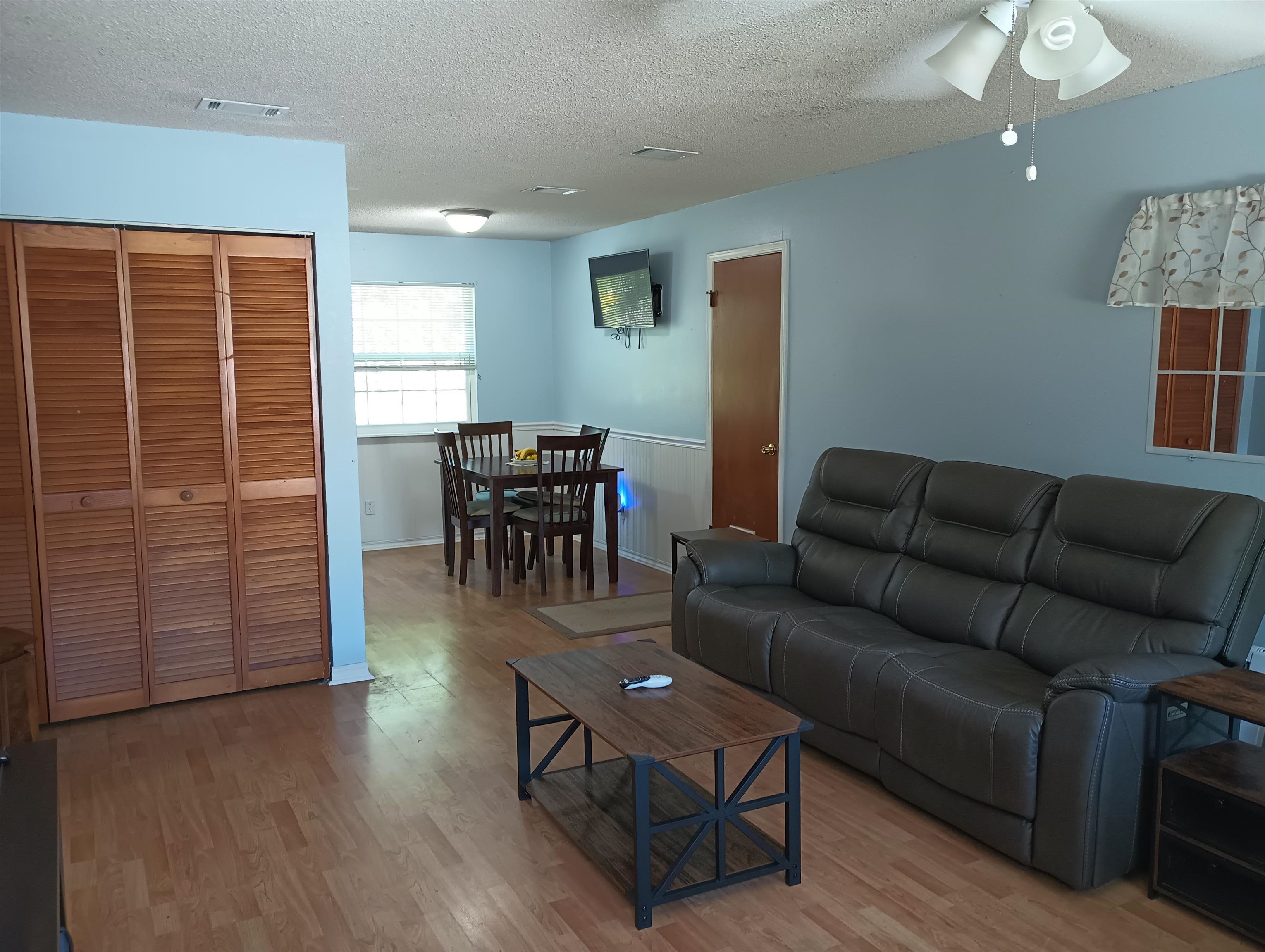 Image 2 of 27 For 304 Las Olas Rd