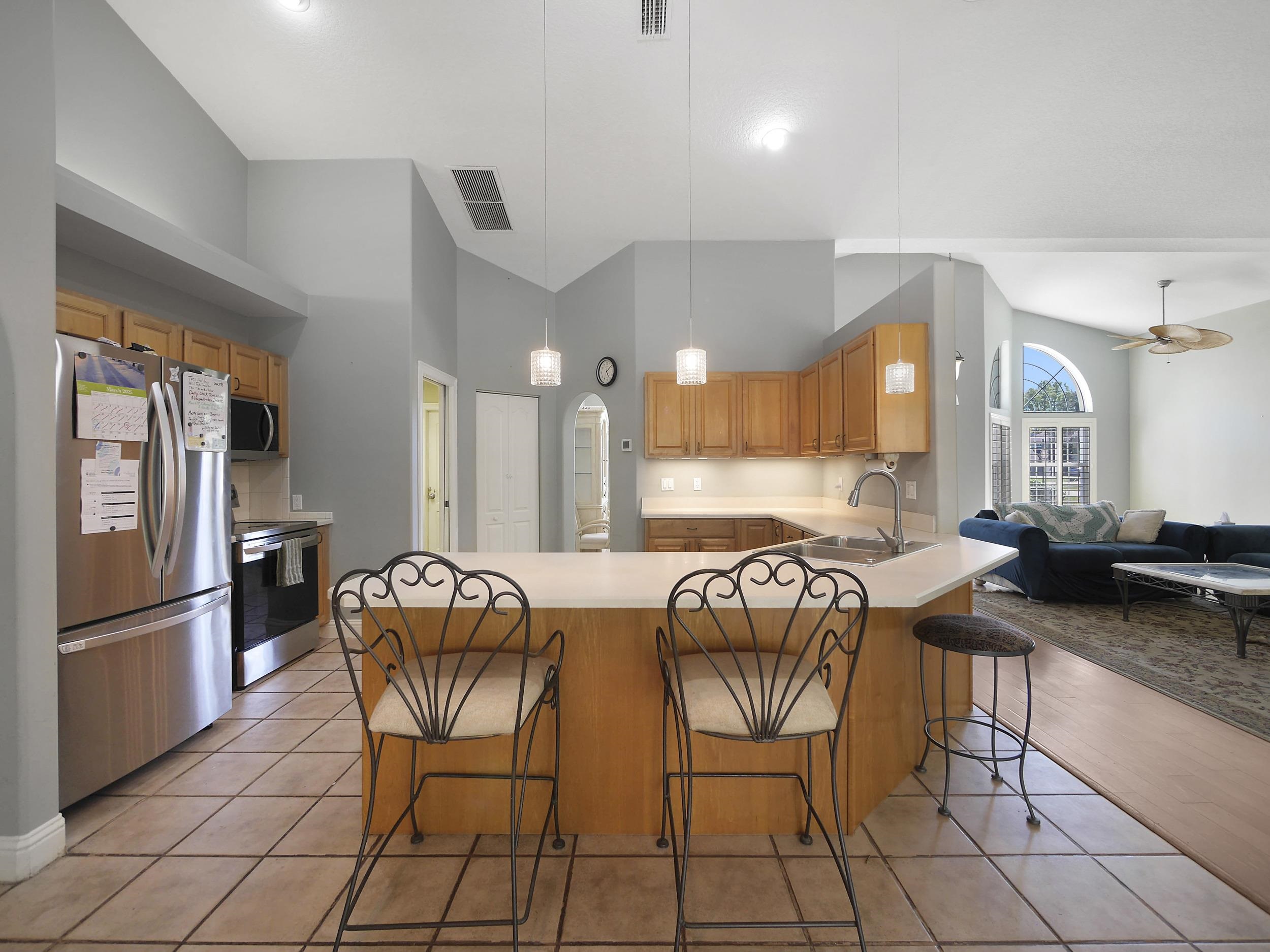 Image 30 of 59 For 708 Willow Wood Pl