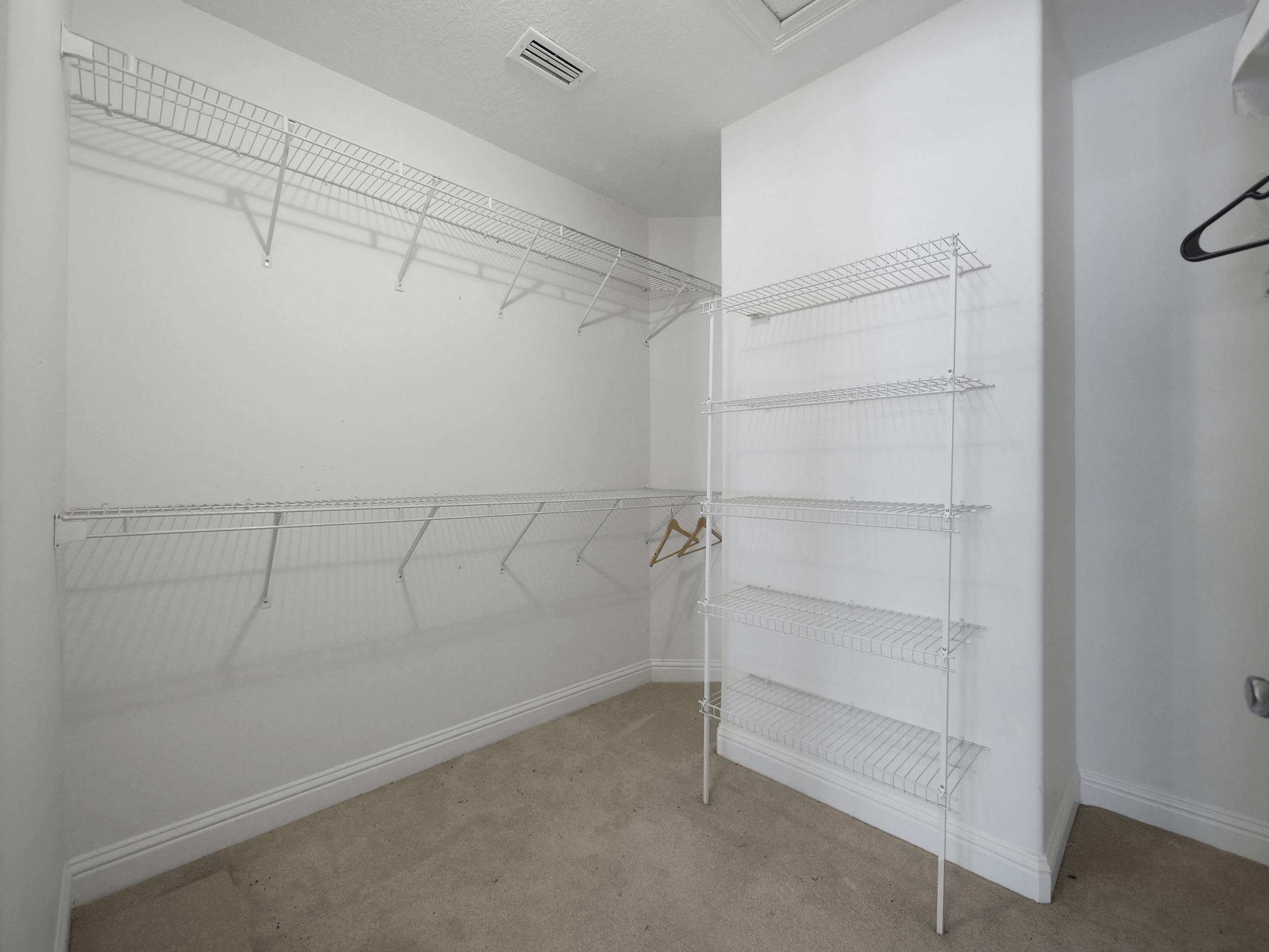 Image 42 of 59 For 708 Willow Wood Pl