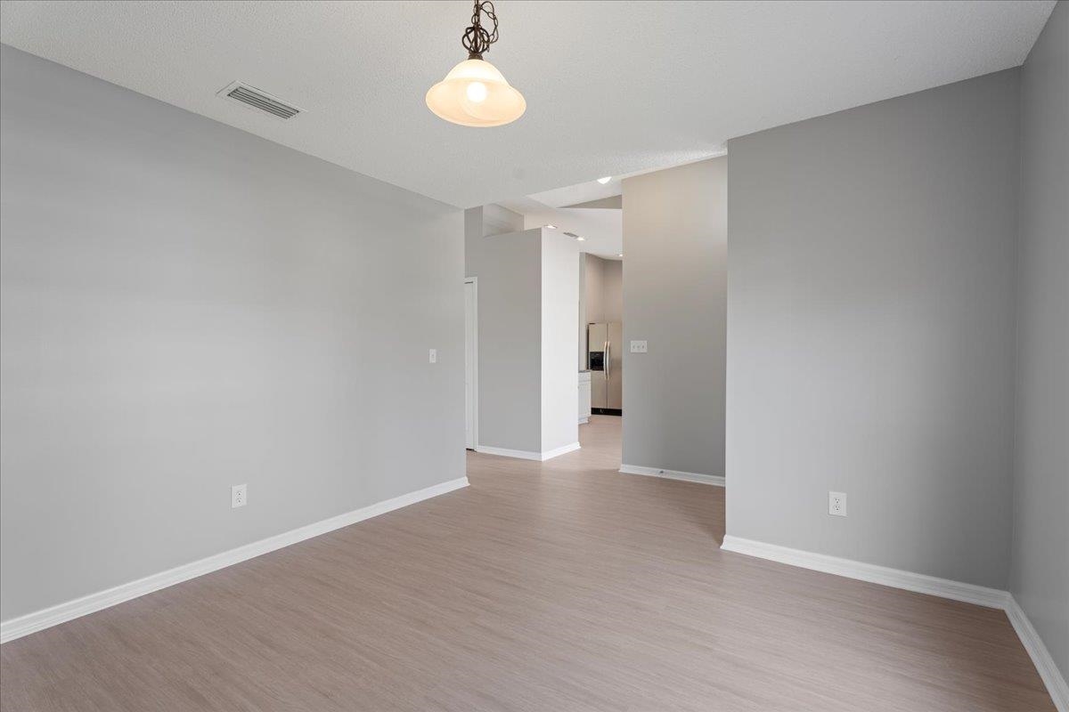 Image 11 of 34 For 13010 Brians Creek Dr