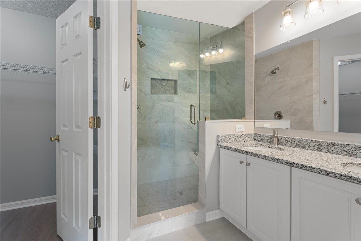 Image 28 of 34 For 13010 Brians Creek Dr