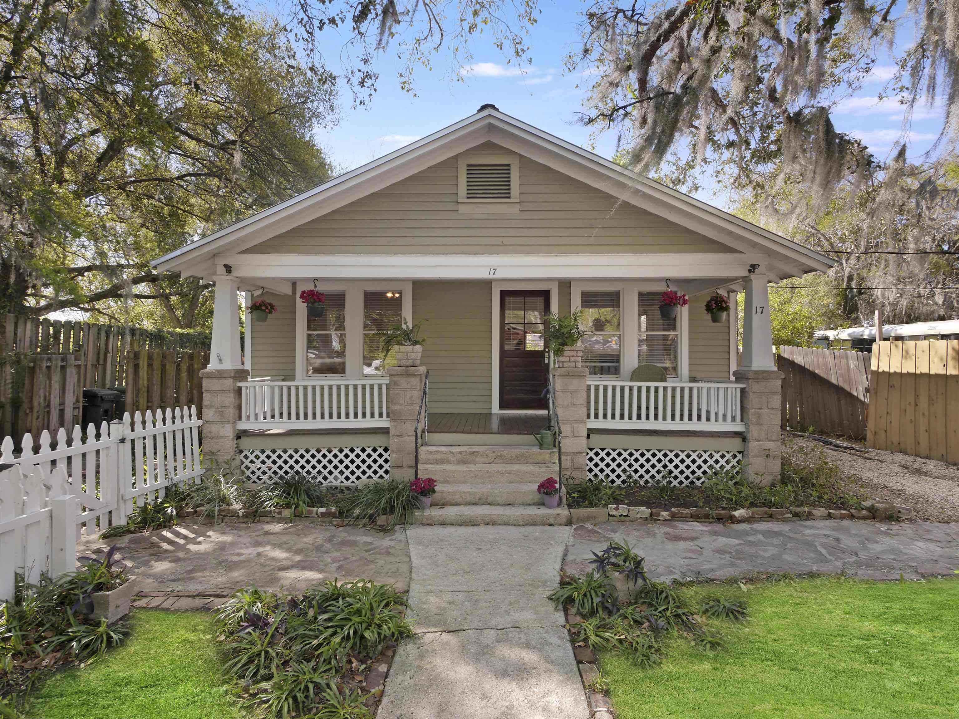 Details for 17 Aviles Dr, St Augustine, FL 32084