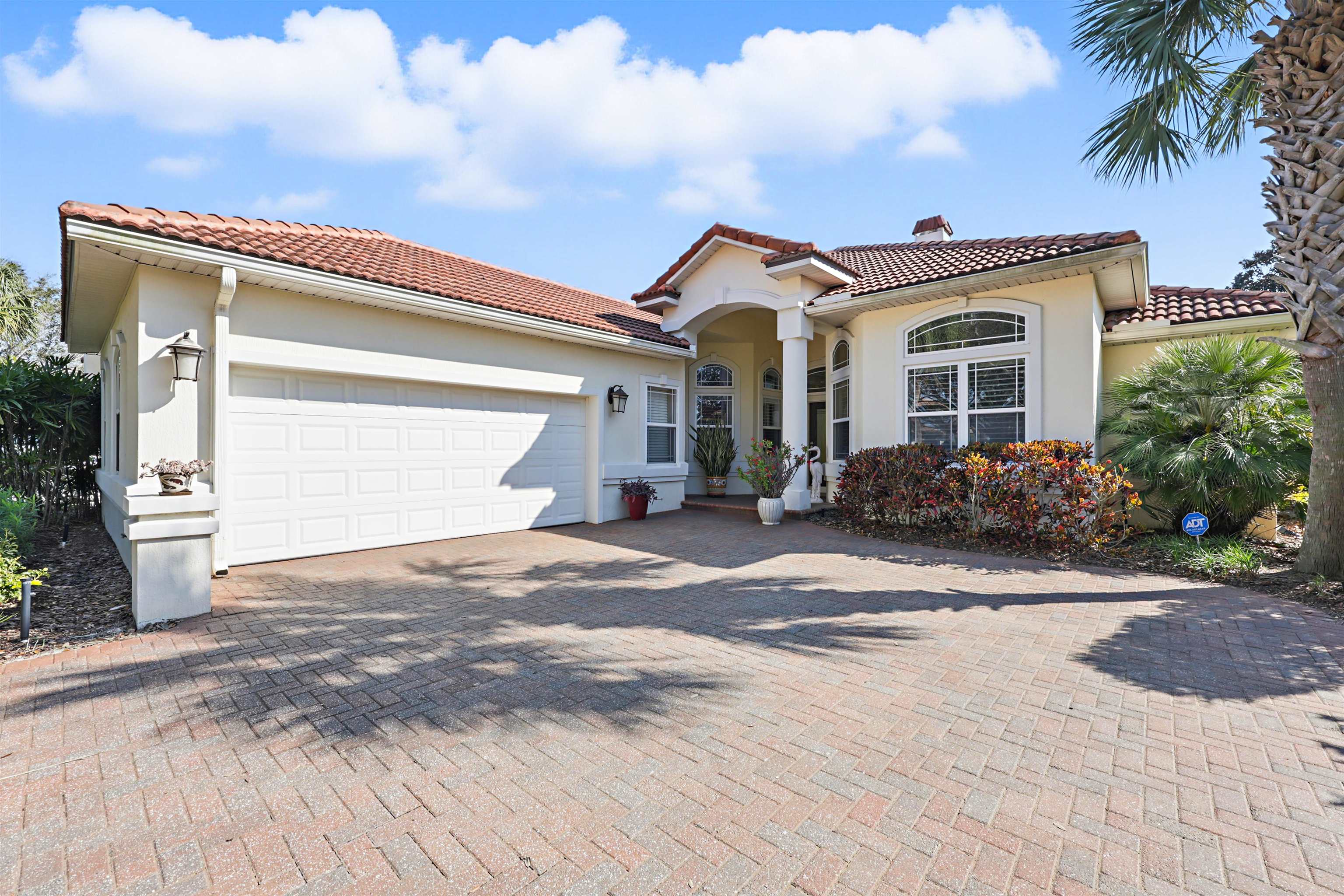 Image 2 of 58 For 322 Fiddlers Point Dr