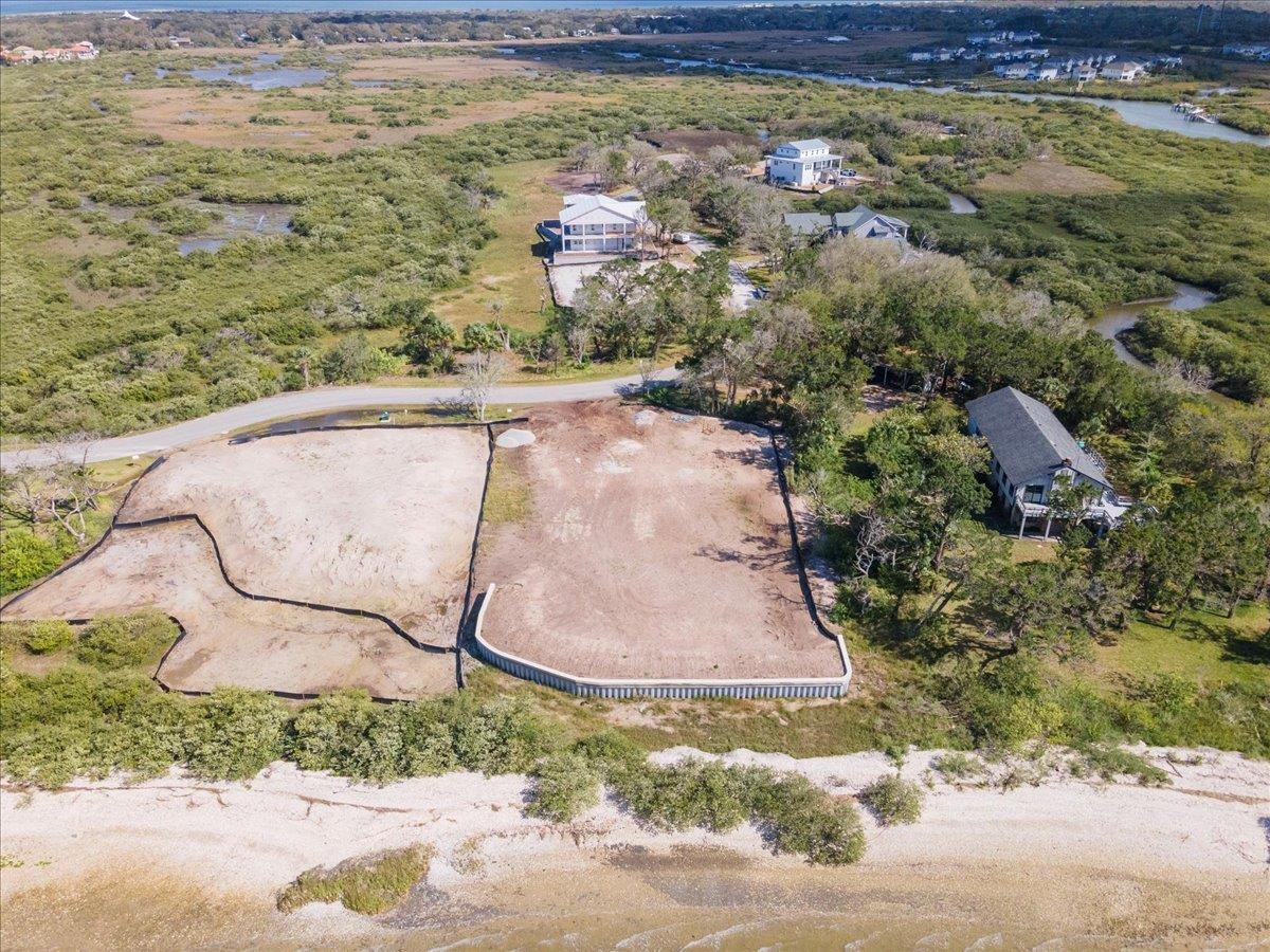 Image 11 of 31 For 186 Pelican Reef Dr