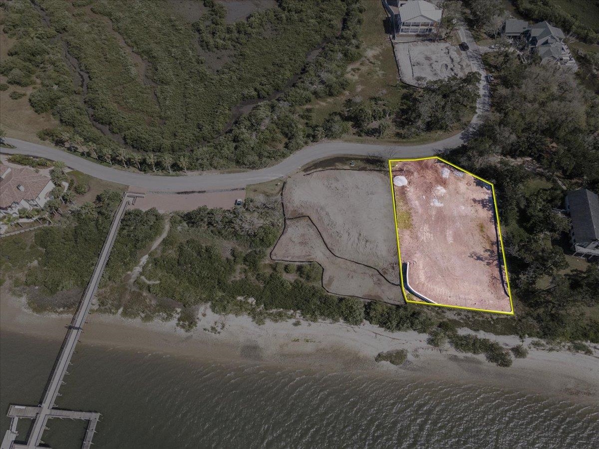 Image 22 of 31 For 186 Pelican Reef Dr