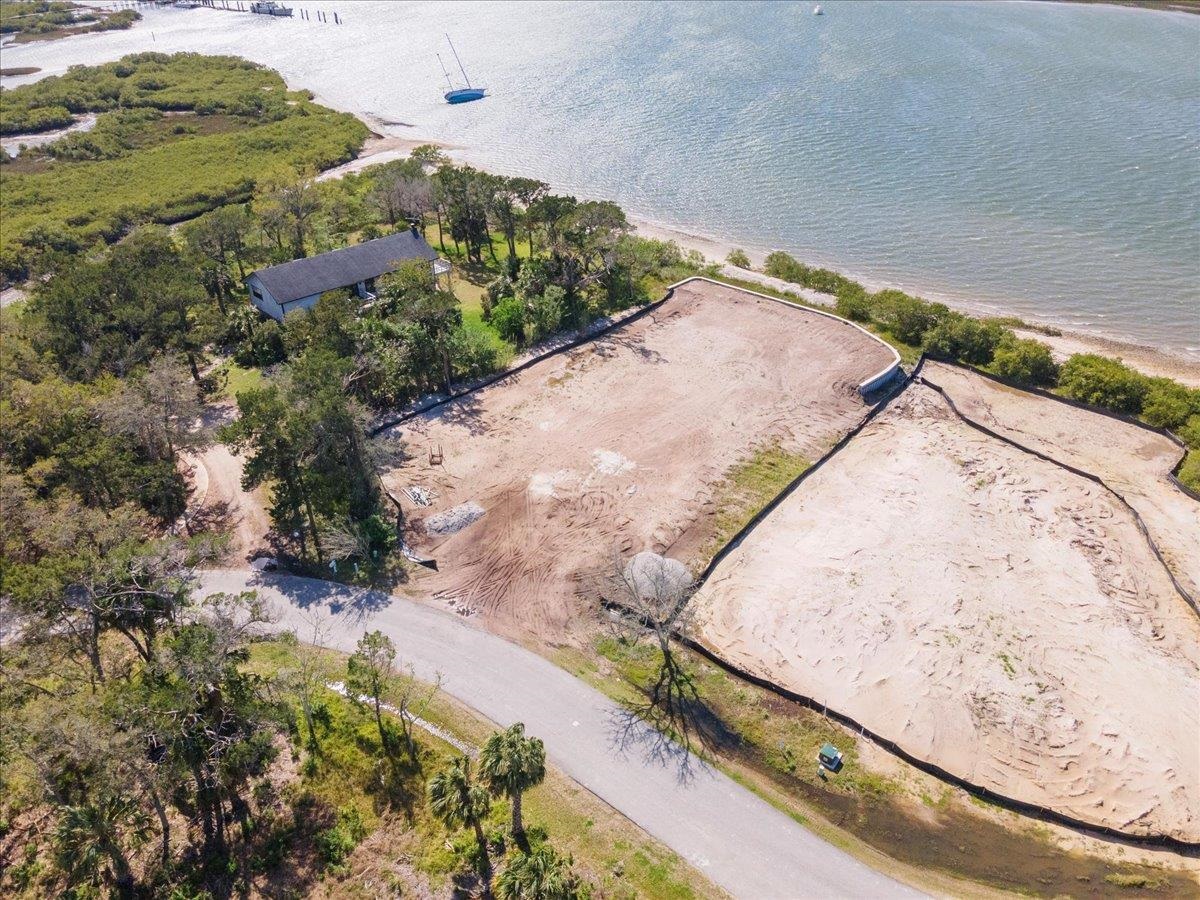 Image 24 of 31 For 186 Pelican Reef Dr