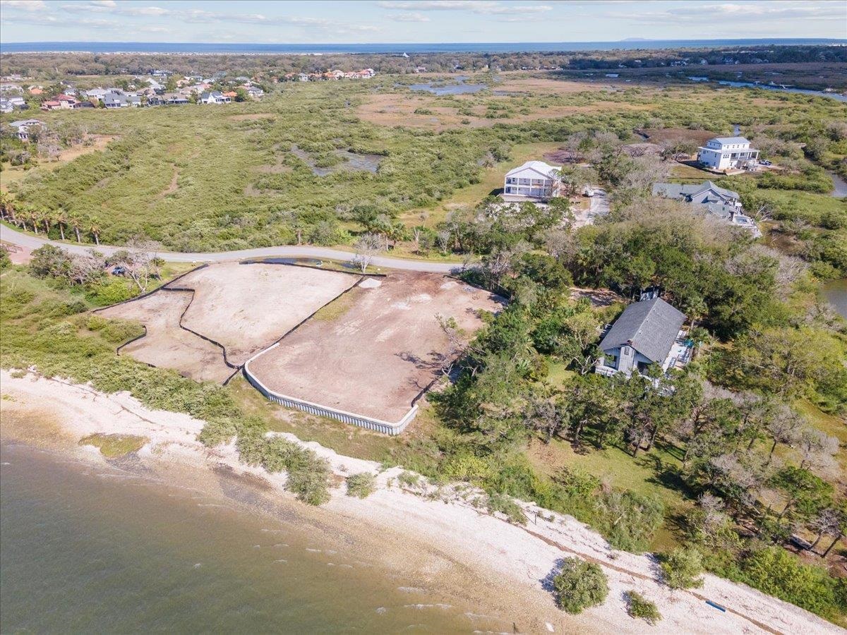 Image 27 of 31 For 186 Pelican Reef Dr