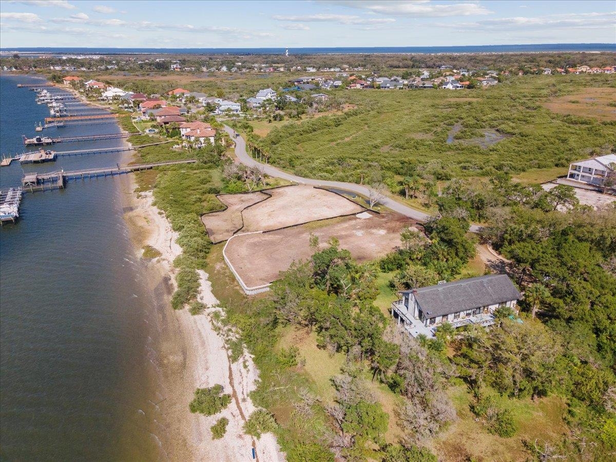 Image 29 of 31 For 186 Pelican Reef Dr