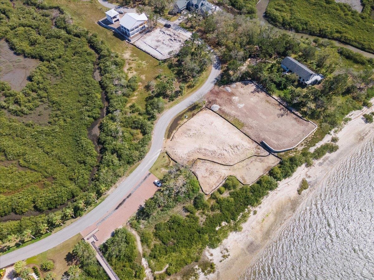 Image 3 of 31 For 186 Pelican Reef Dr